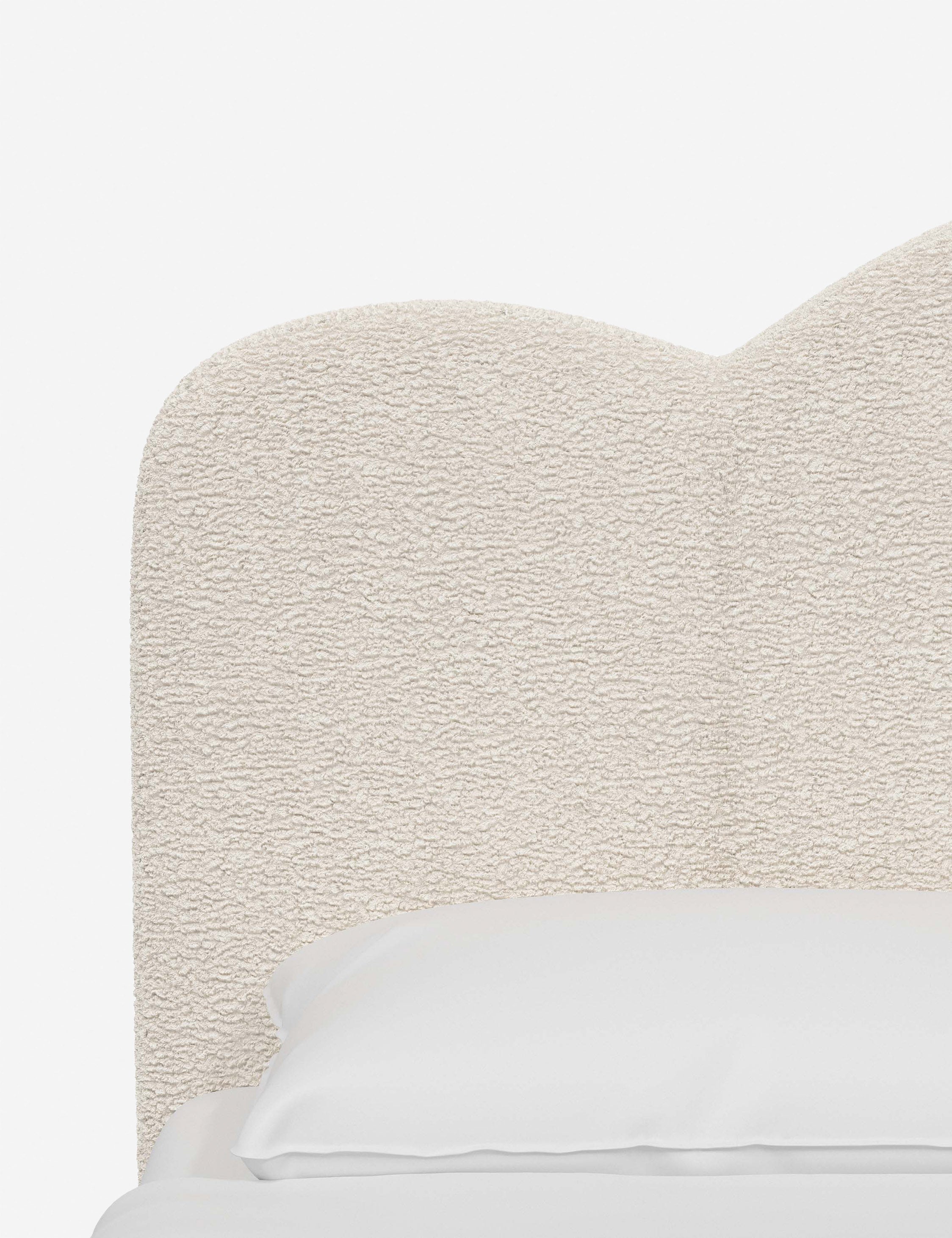 Lit plateforme - La forme est un excellent moyen d'apporter de la variété avec une touche personnelle à la conception de votre chambre