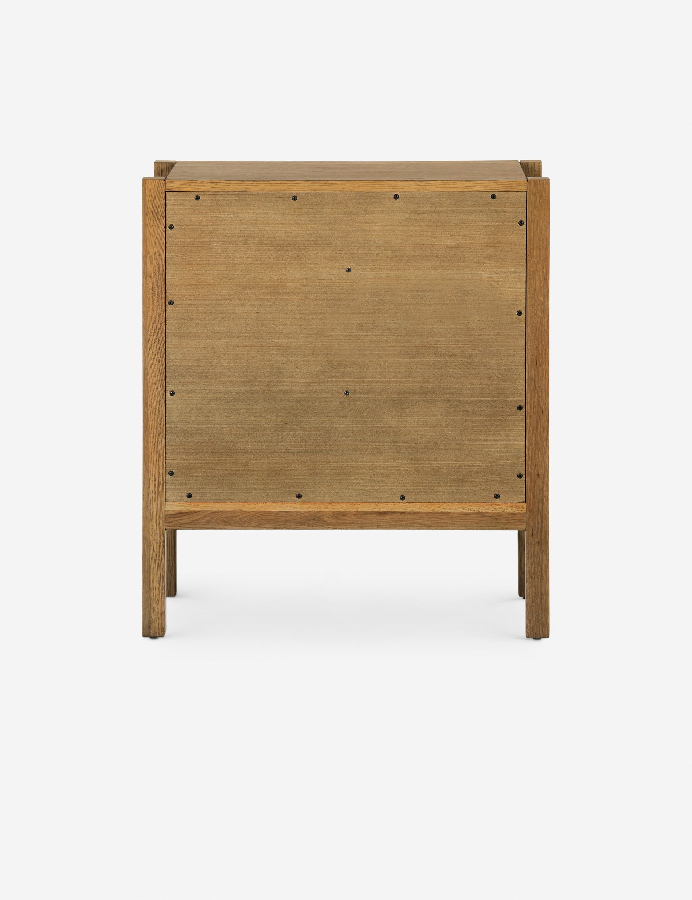 Table de chevet - Avec son cadre apparent et ses lignes minimalistes, cette table de chevet offre une réinterprétation moderne du style mid-century.
