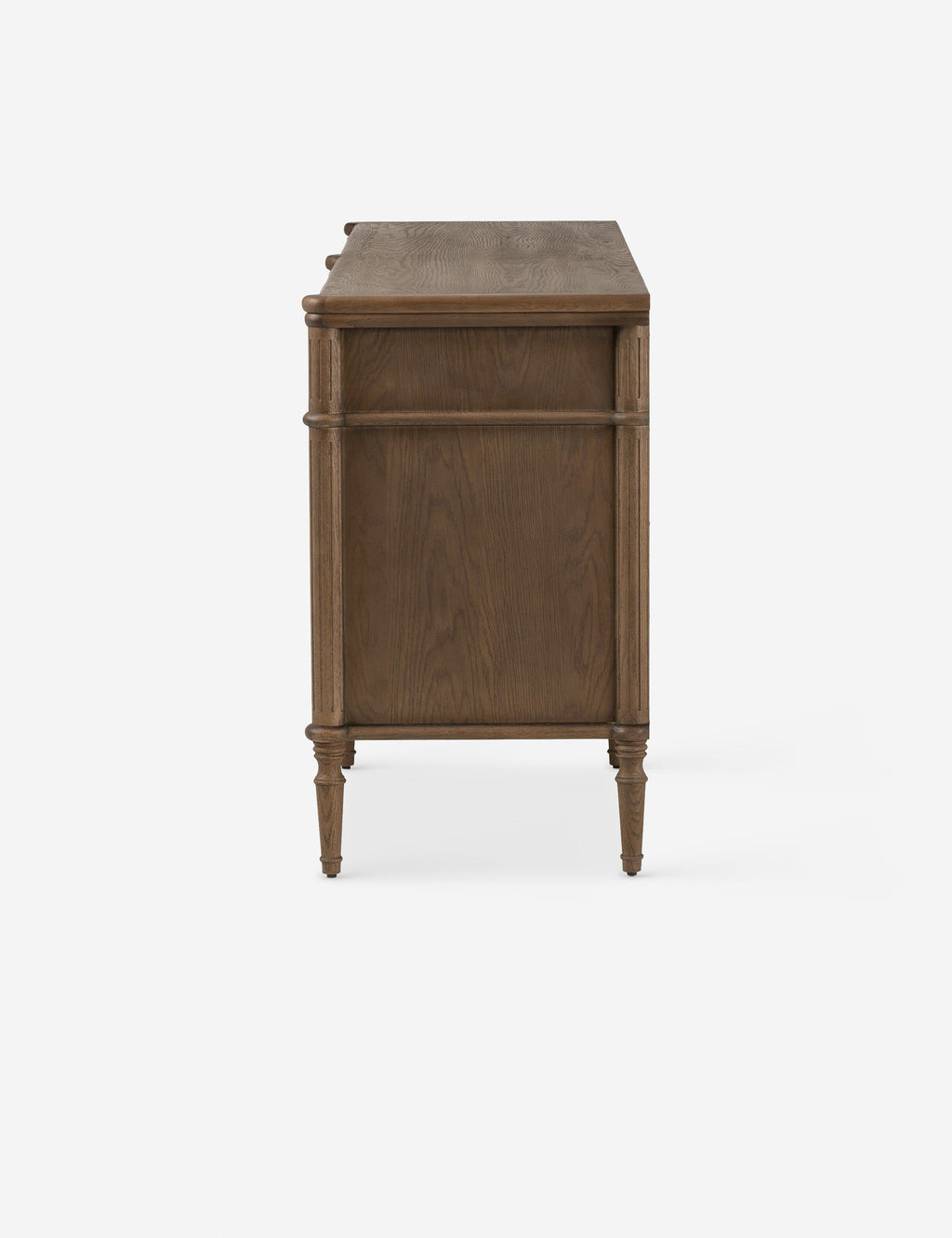Commode à 6 tiroirs - Le style traditionnel rencontre l'attrait moderne dans cette commode d'inspiration européenne vintage