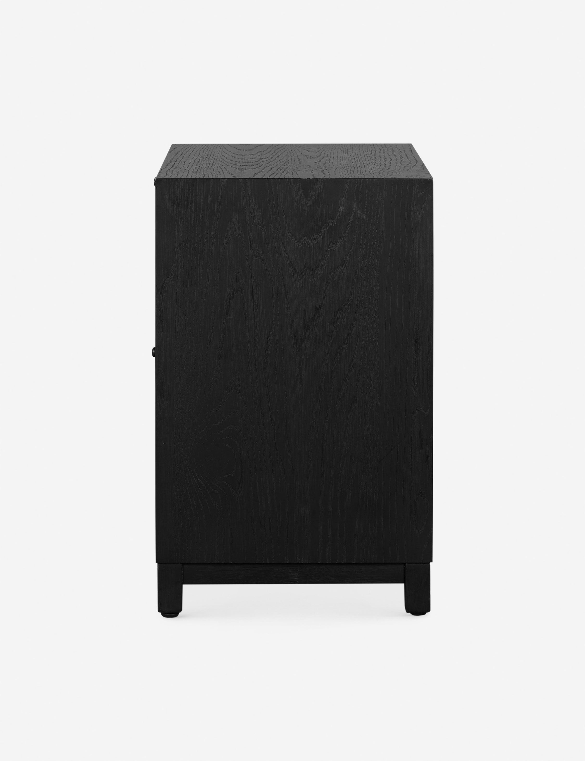 Table de chevet - Une table de chevet de style transitionnel en chêne pour un impact intemporel