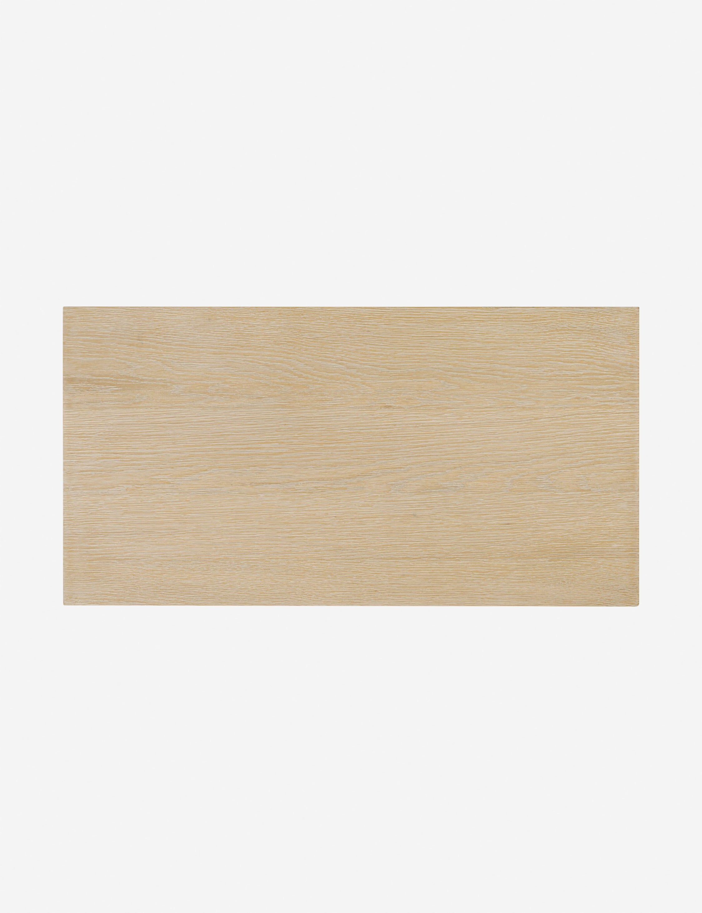 Table de chevet - Une table de chevet de style transitionnel en chêne pour un impact intemporel
