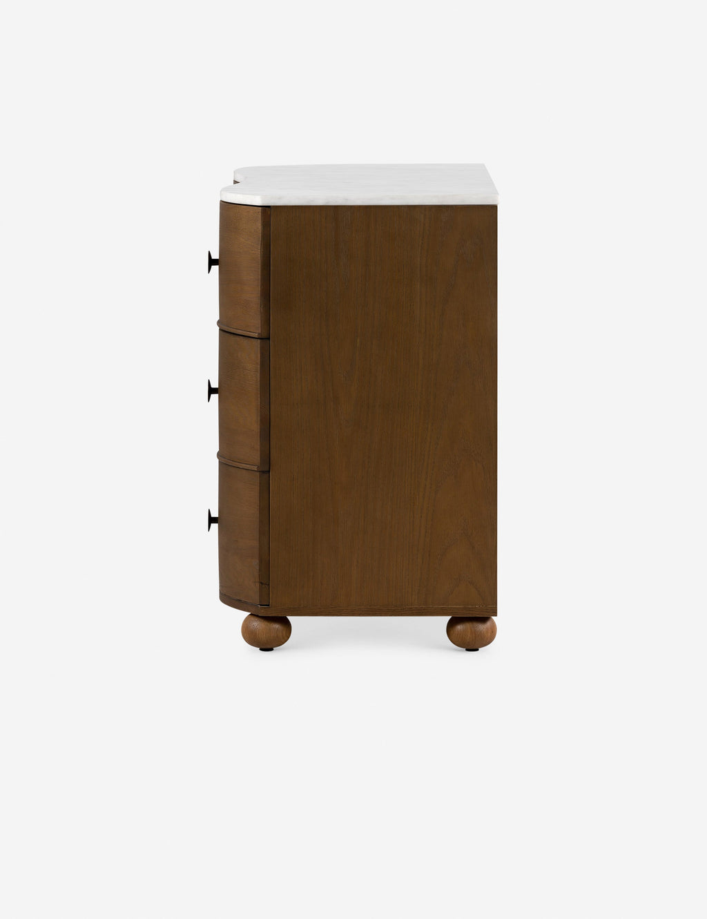 Commode - La commode Amherst s'inspire des styles européens anciens et les insuffle dans un design luxueux aux matériaux mélangés