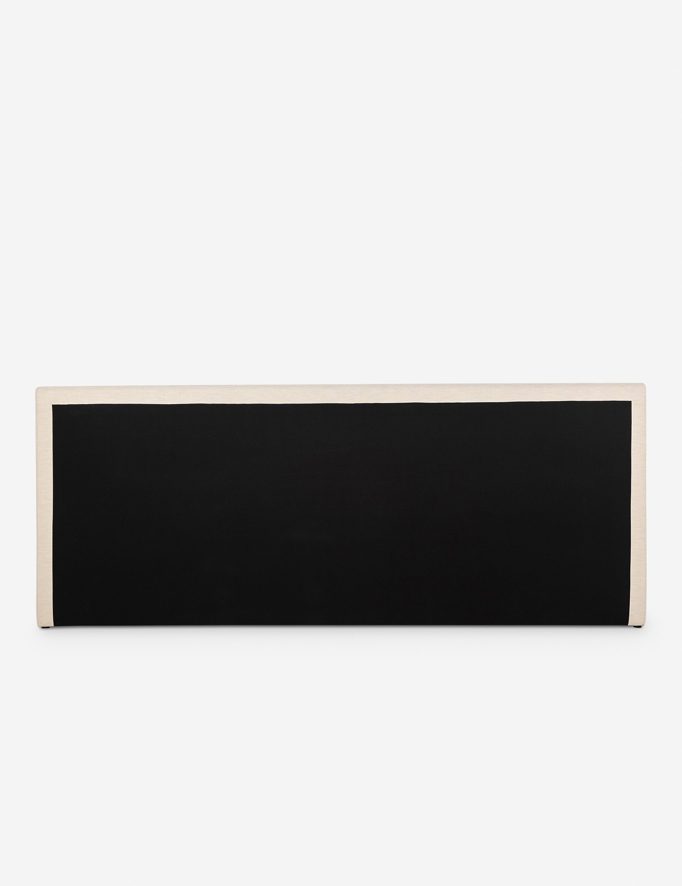Lit plateforme avec tête de lit prolongée – Le style italien moderne apporte une sophistication sur mesure à ce lit rembourré