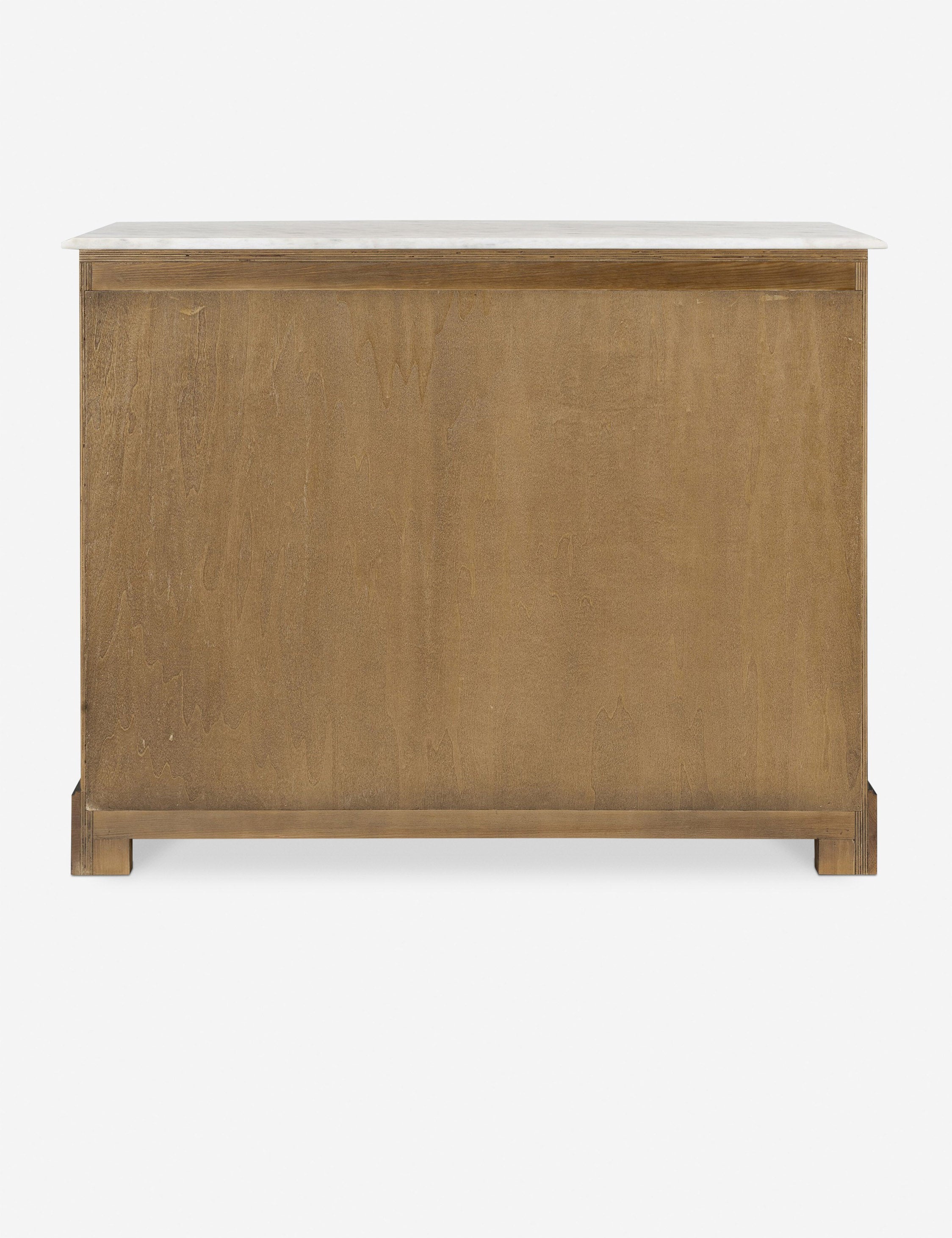 Dresser - apporte son savoir-faire exceptionnel à une collection intemporelle enracinée dans l'