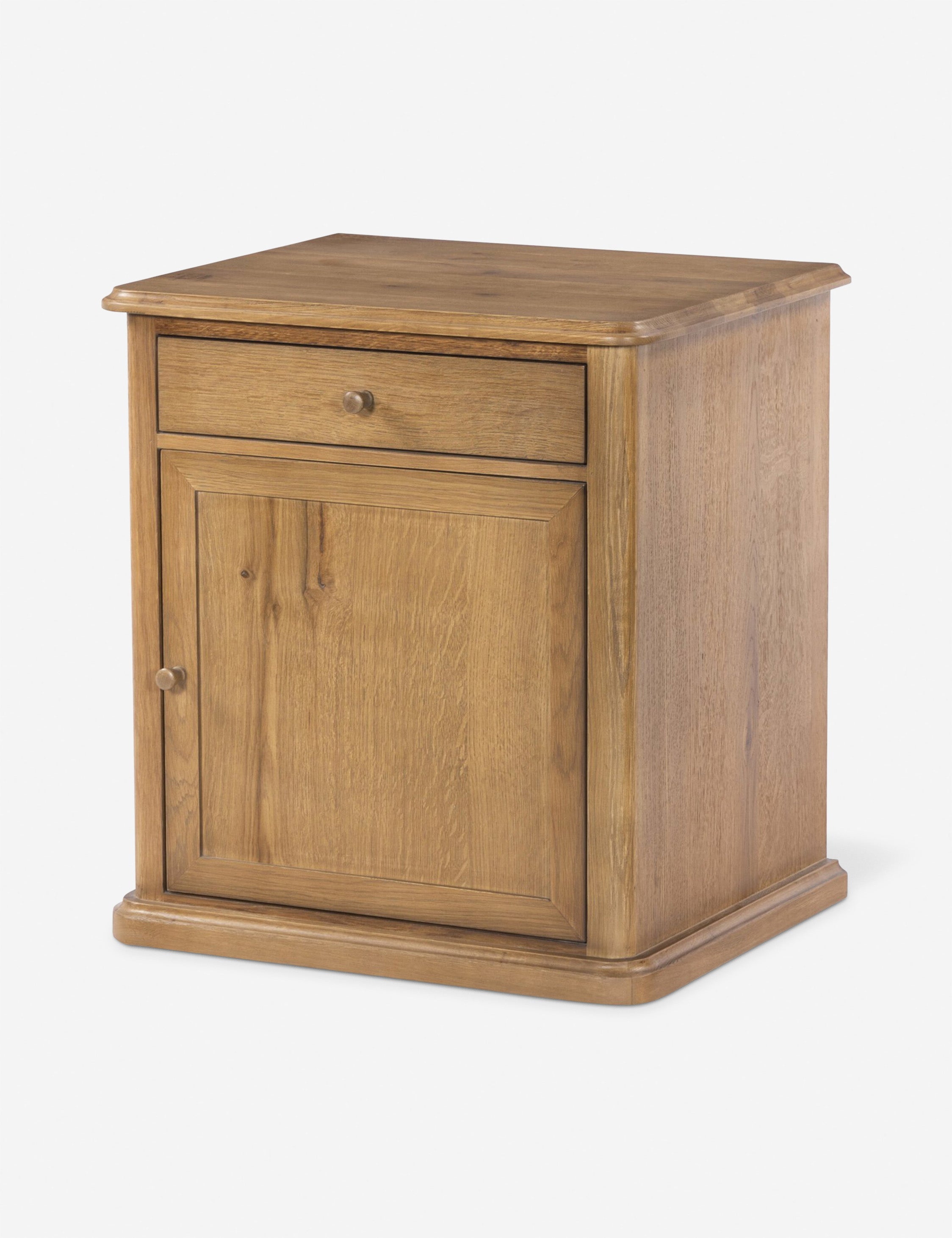 Table de chevet - apporte son savoir-faire exceptionnel à une collection intemporelle enracinée dans l'