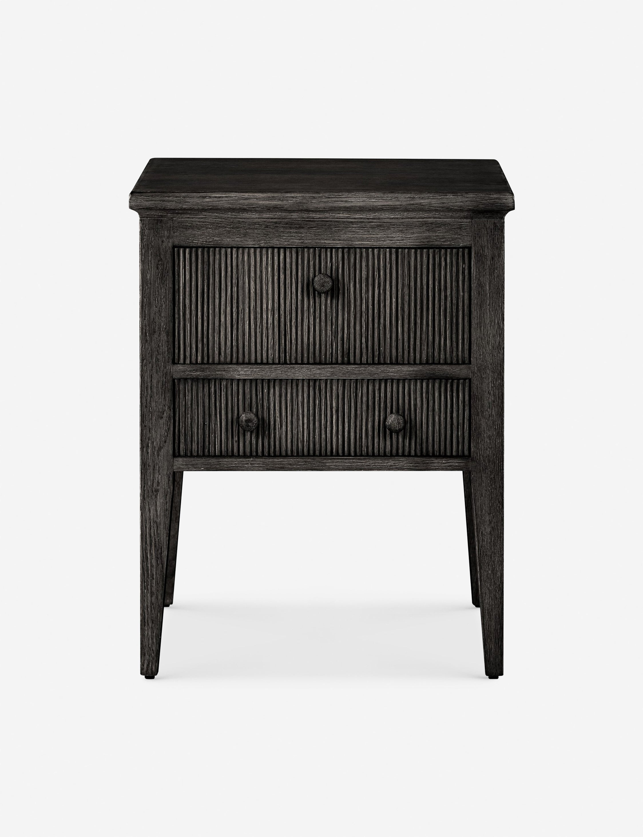 Table de chevet - apporte son savoir-faire exceptionnel à une collection intemporelle ancrée dans
