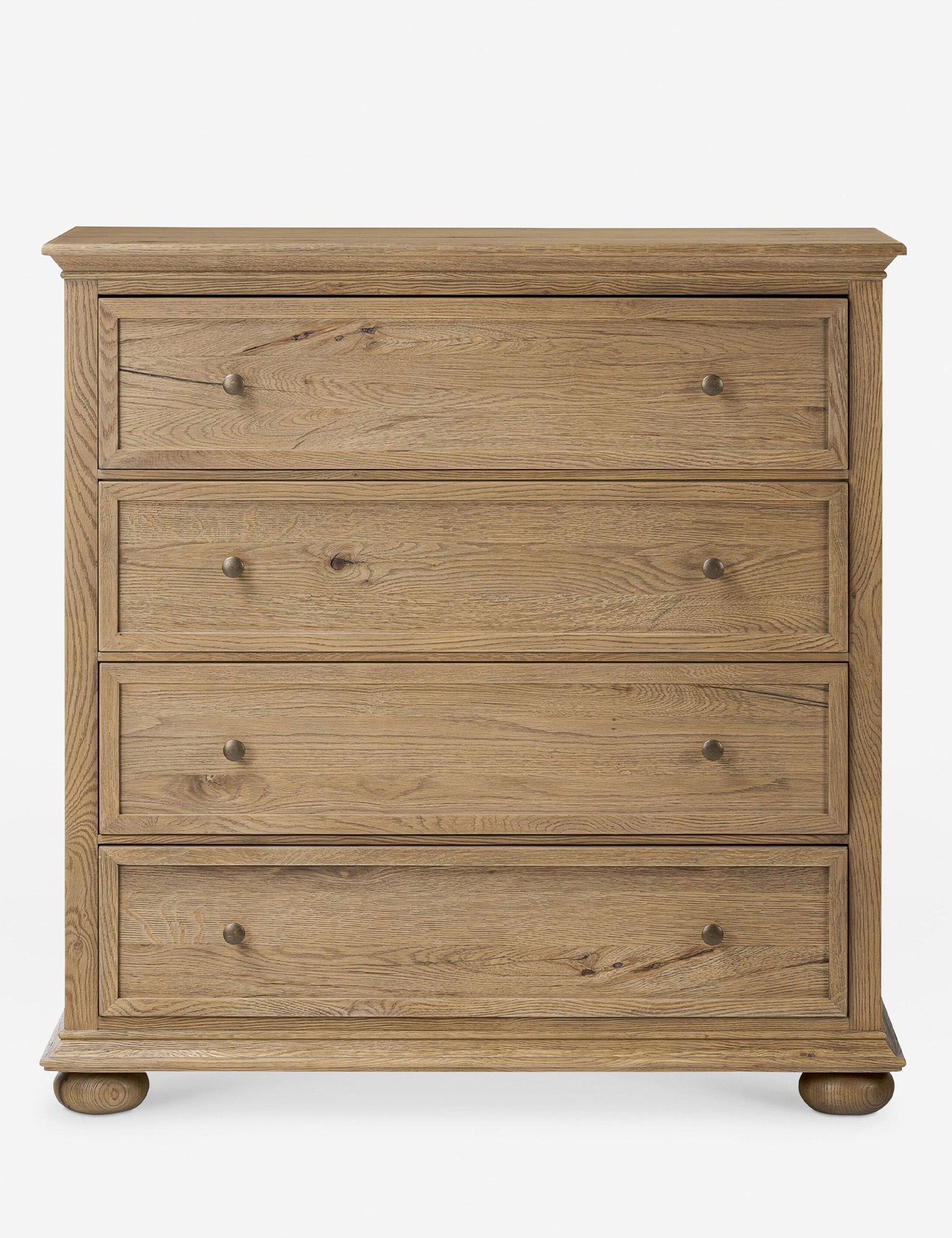 Commode haute - apporte son savoir-faire exceptionnel à une collection intemporelle ancrée dans
