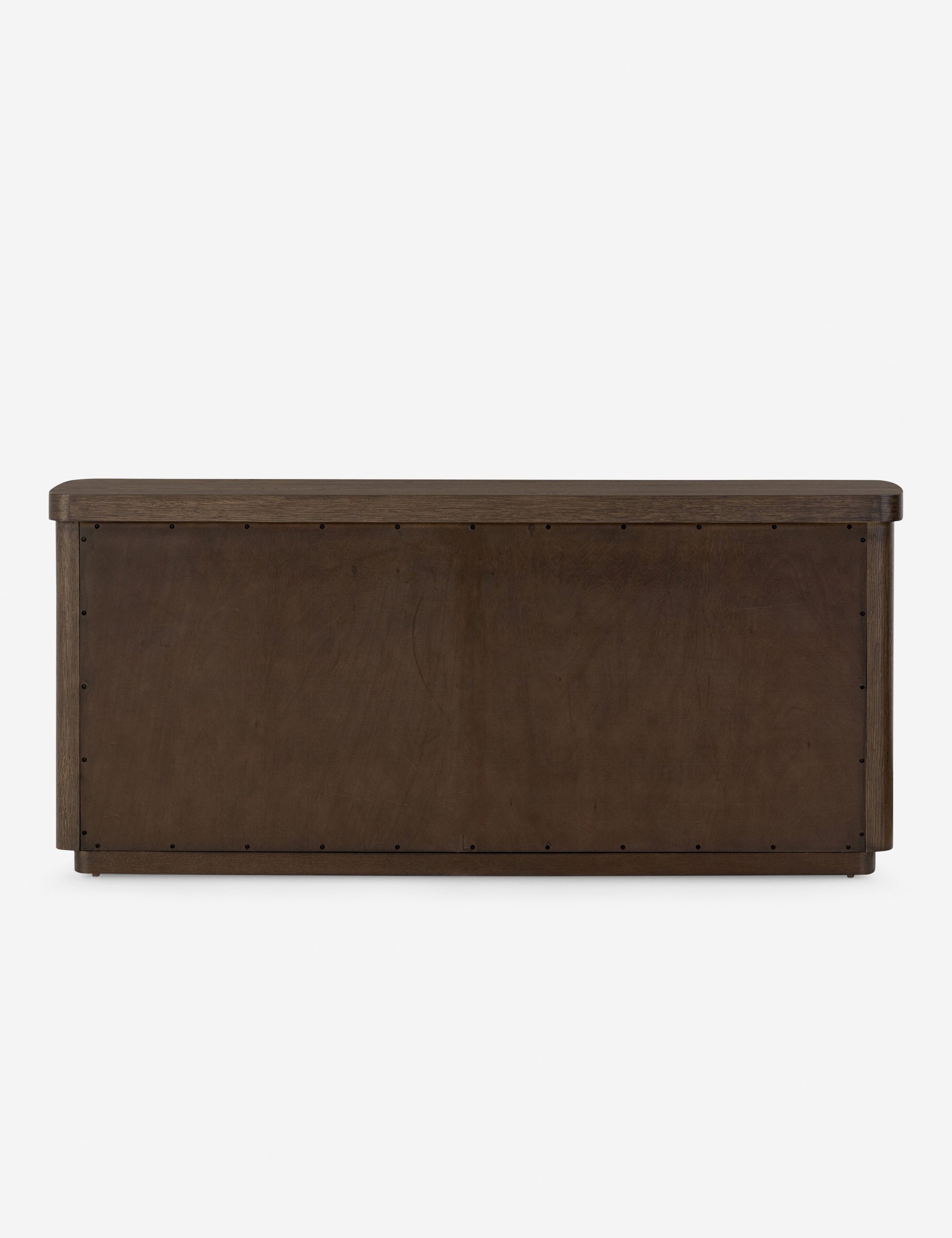 Commode - Ancrée dans une simplicité sculpturale, la commode offre une présence audacieuse au caractère moderne