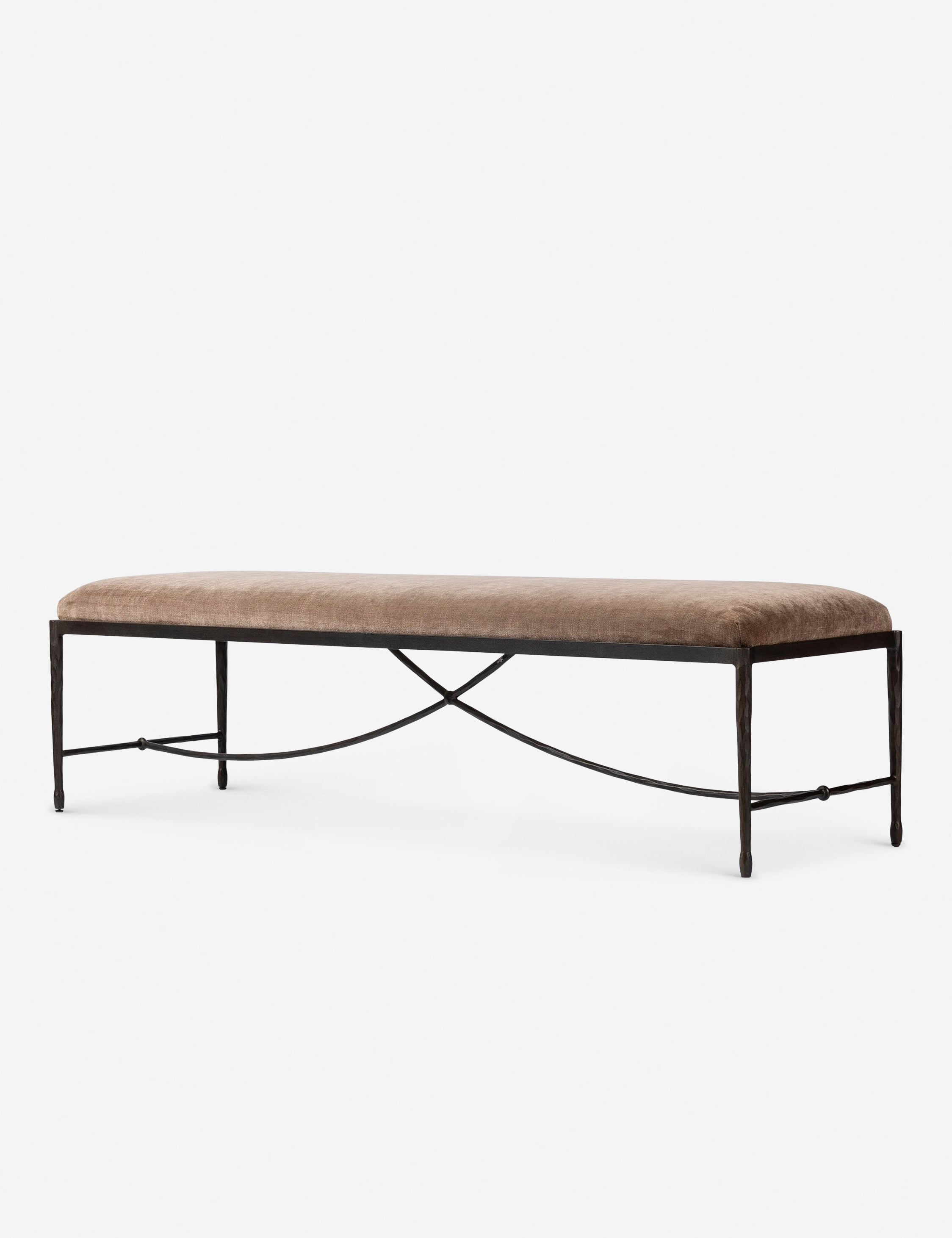 Banc - allie la facilité de transition au style Art Déco dans une silhouette élégante et épurée