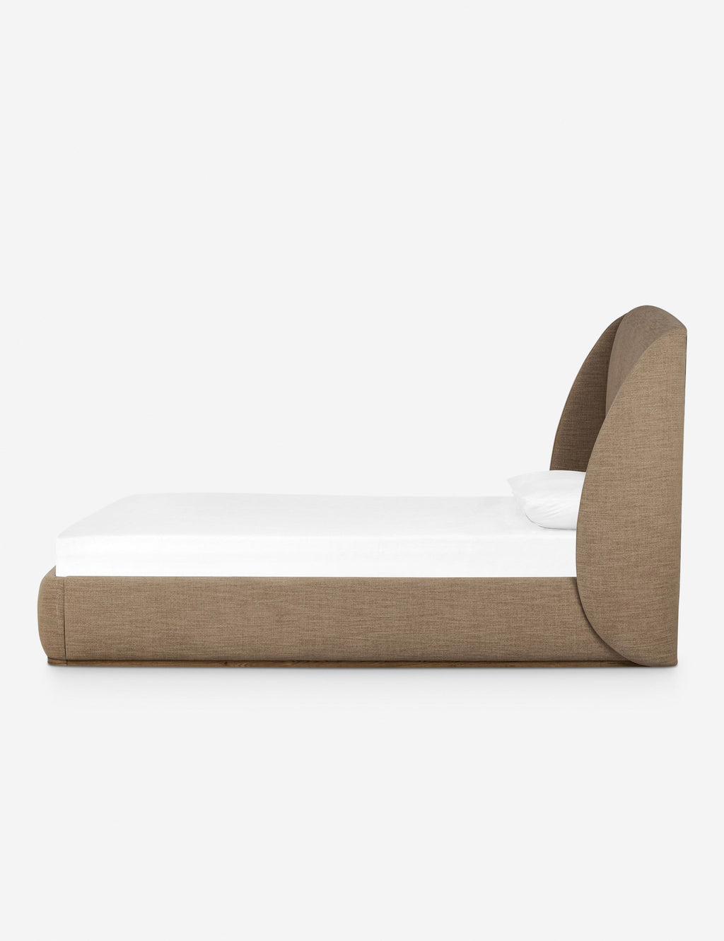 Lit plateforme - Le lit Bacote vous enveloppe dans le luxe discret de sa silhouette à oreilles.