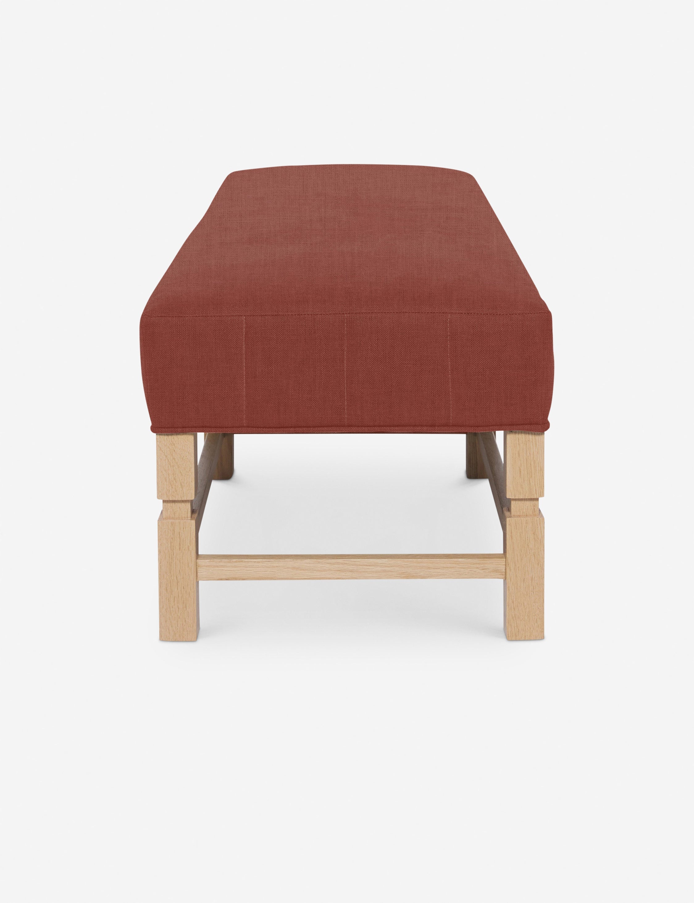 Banc – Alliant un style sur mesure à des matériaux classiques, ce banc rembourré est l'incarnation du confort intemporel.