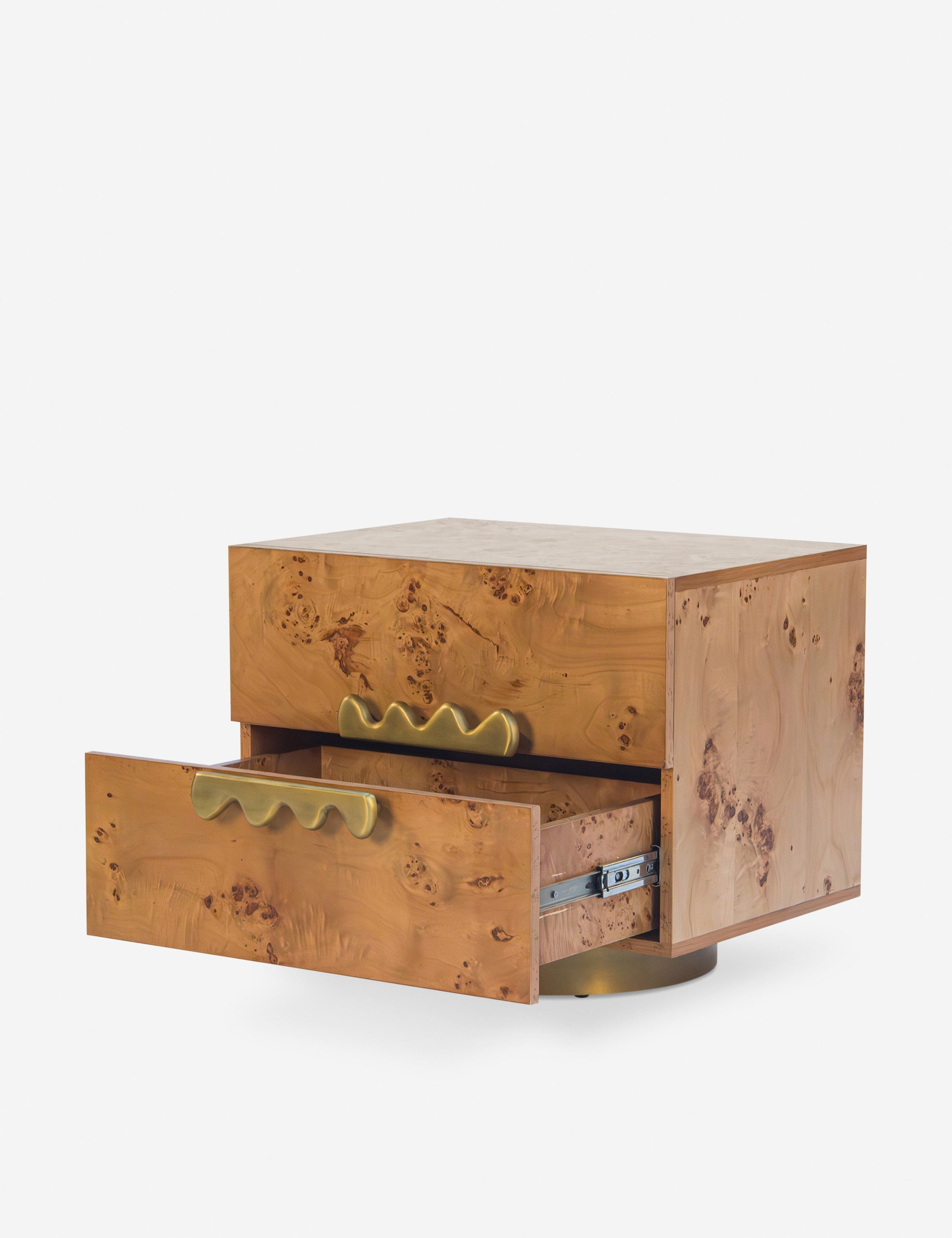 Table de chevet - Le bois de loupe apporte du caractère à cette table de chevet moderne.