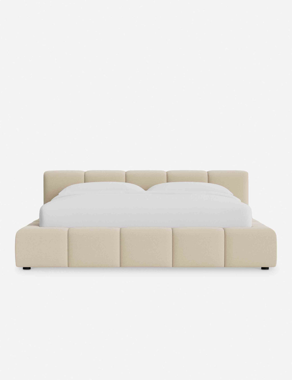 Lit plateforme - Une tête de lit et un pied de lit bas et carrés confèrent unité et équilibre à notre lit