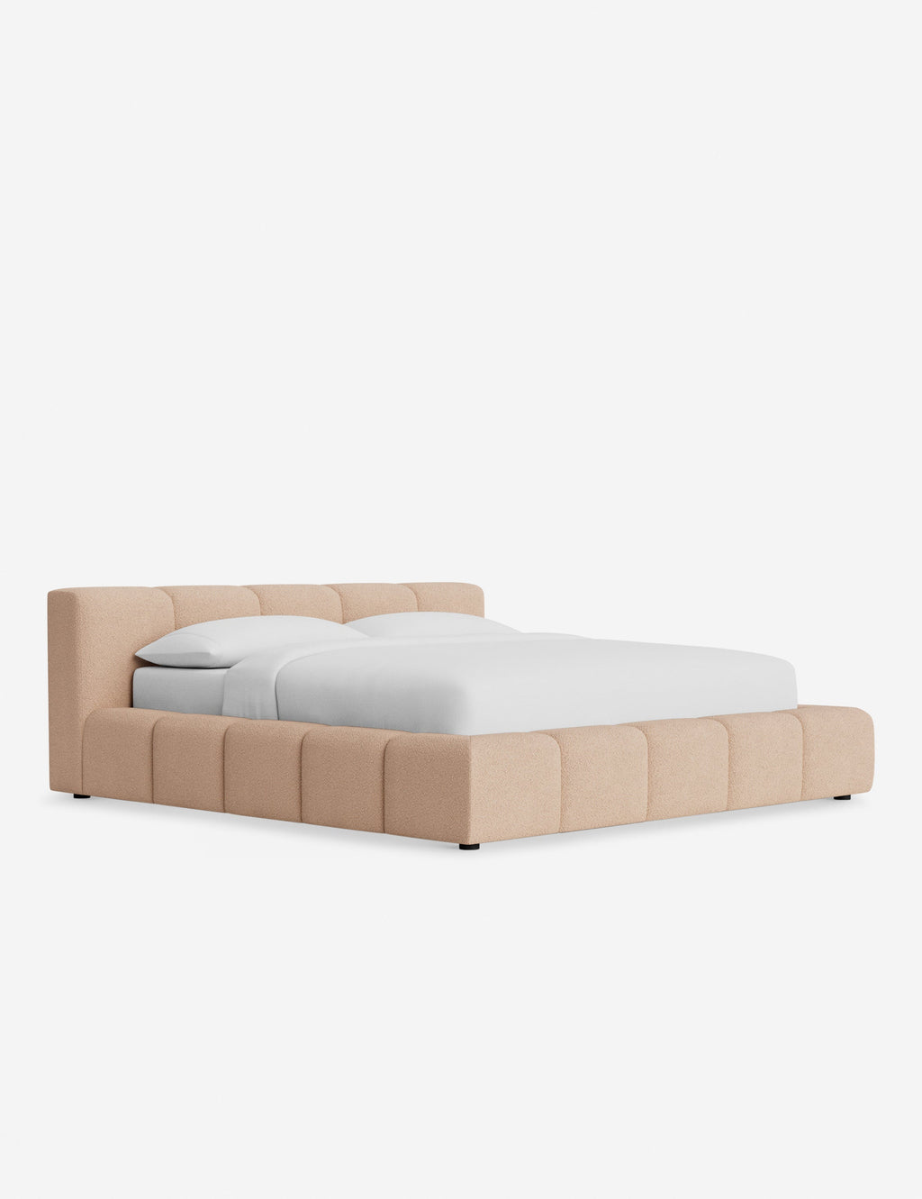 Lit plateforme - Une tête de lit et un pied de lit bas et carrés confèrent unité et équilibre à notre lit