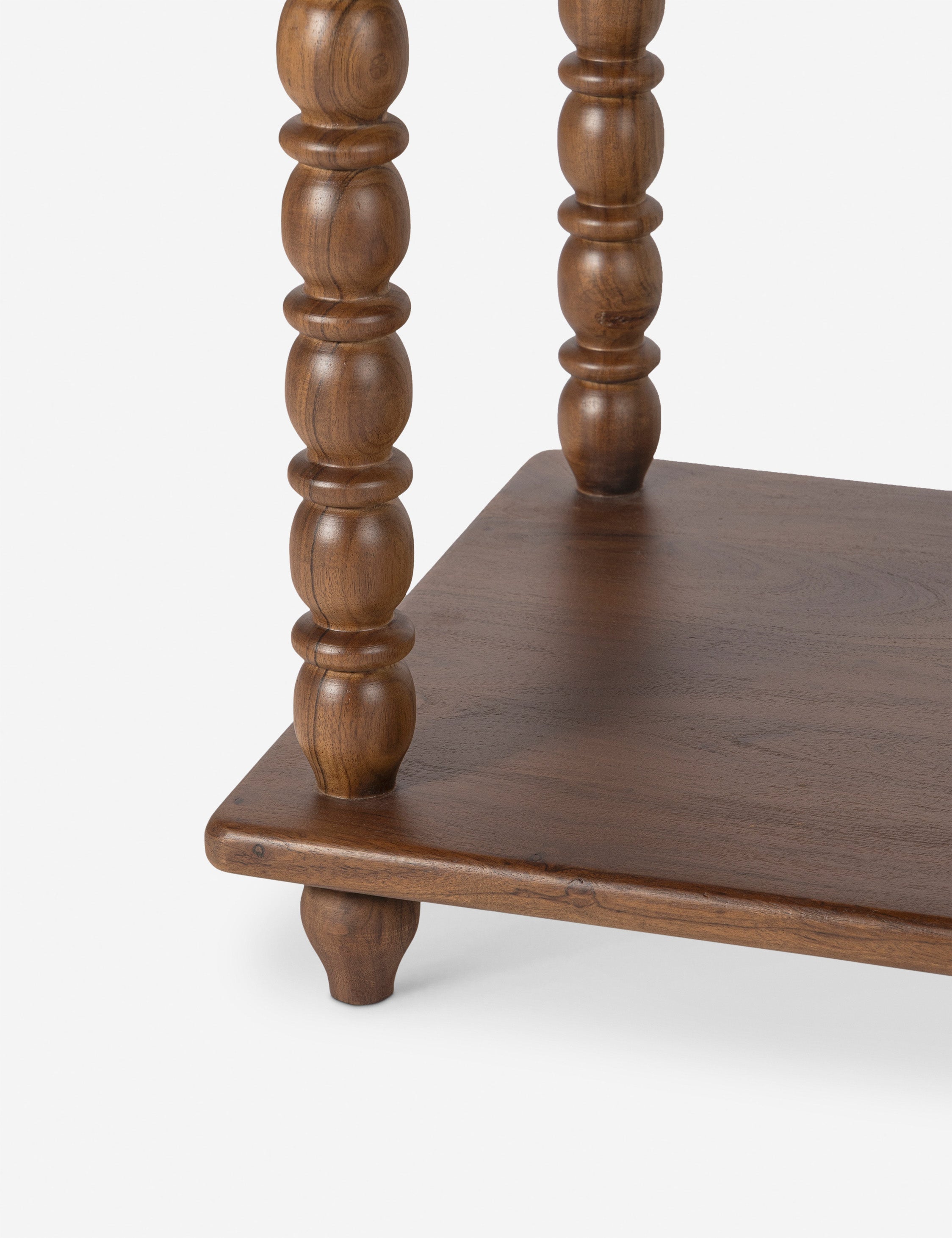 Table de chevet - Nous aimons le design à balustres