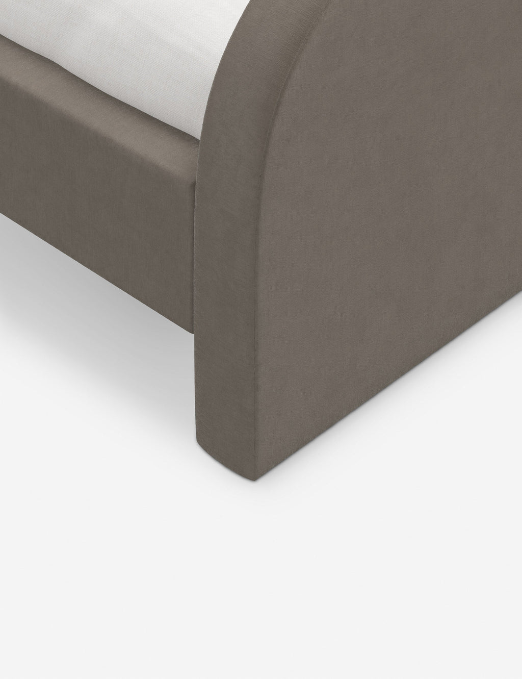 Lit plateforme - Le lit plateforme Bescond offre un confort ancré grâce à sa silhouette douce