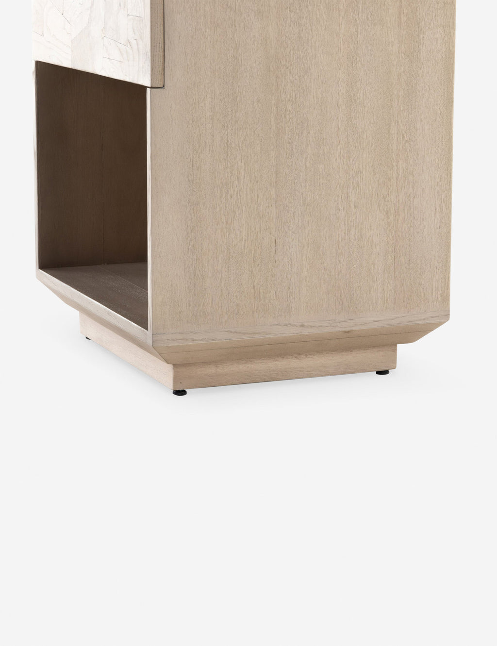 Table de chevet - Transformez l'esthétique de votre chambre avec cette table de chevet unique et fabriquée à la main, dotée d'un tiroir en patchwork organique, le tout découpé et