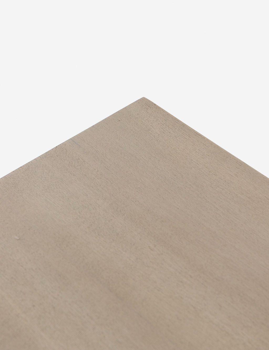 Table de chevet - Transformez l'esthétique de votre chambre avec cette table de chevet unique et fabriquée à la main, dotée d'un tiroir en patchwork organique, le tout découpé et