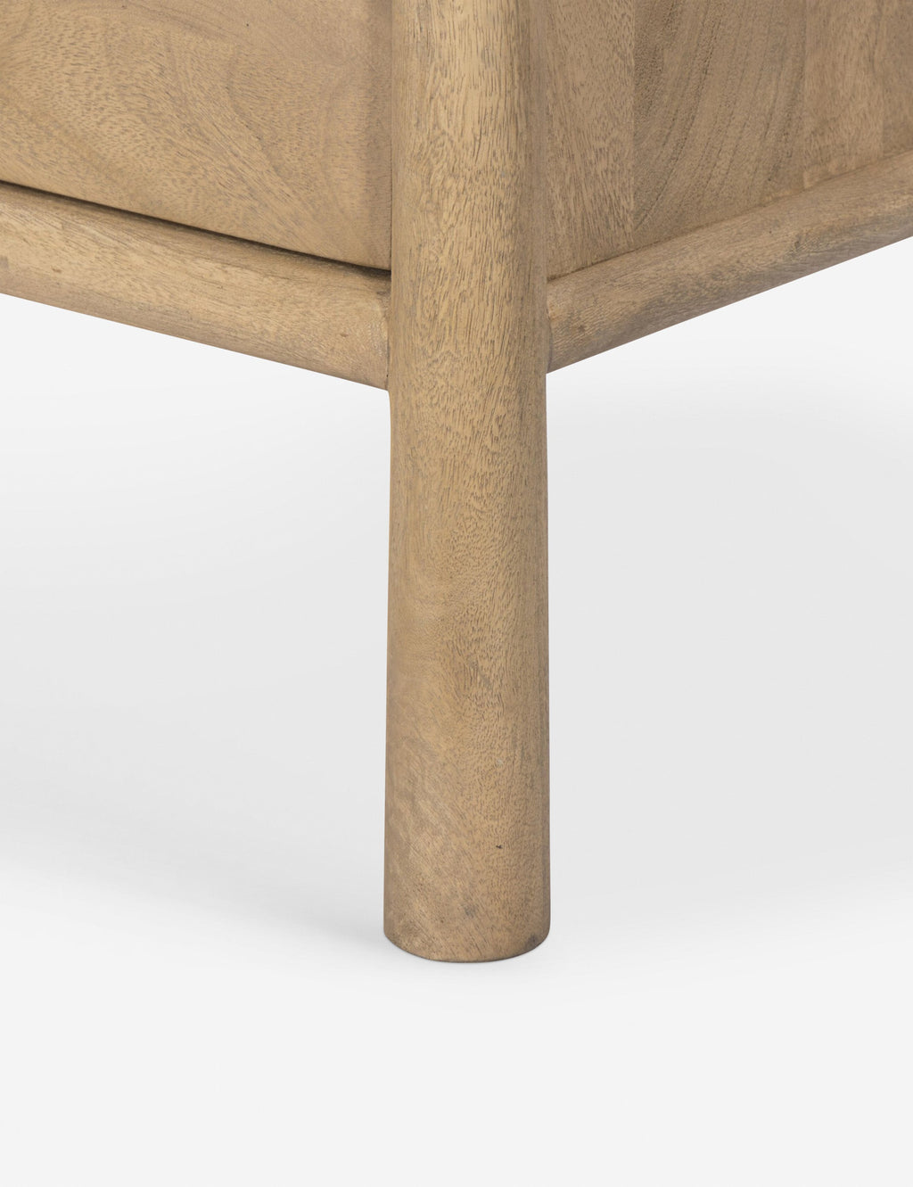 Commode - La commode arbore un look vintage avec une touche moderne
