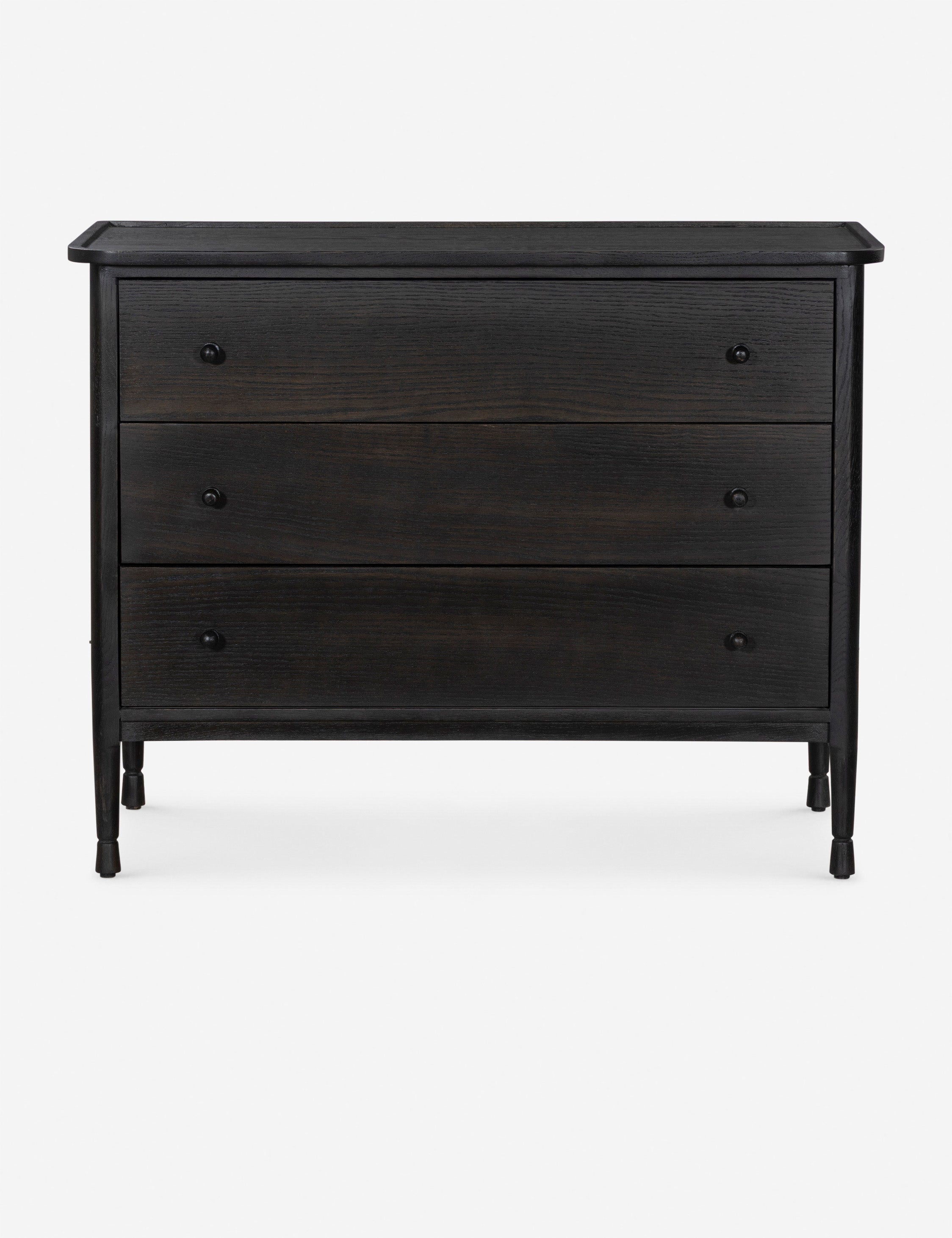 Dresser - apporte son savoir-faire exceptionnel à une collection intemporelle ancrée dans