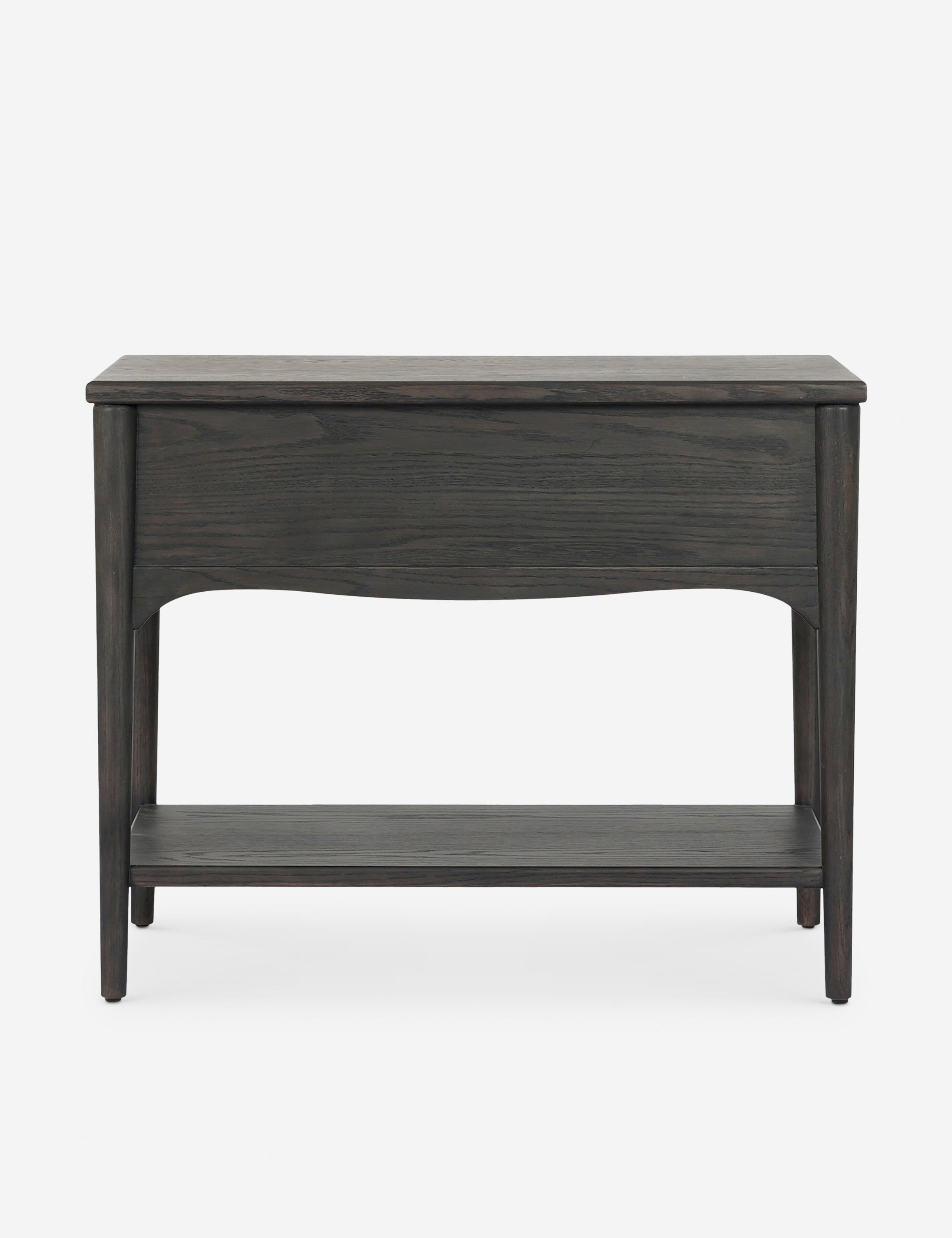 Table de chevet – apporte son savoir-faire exceptionnel à une collection intemporelle enracinée dans le style «
