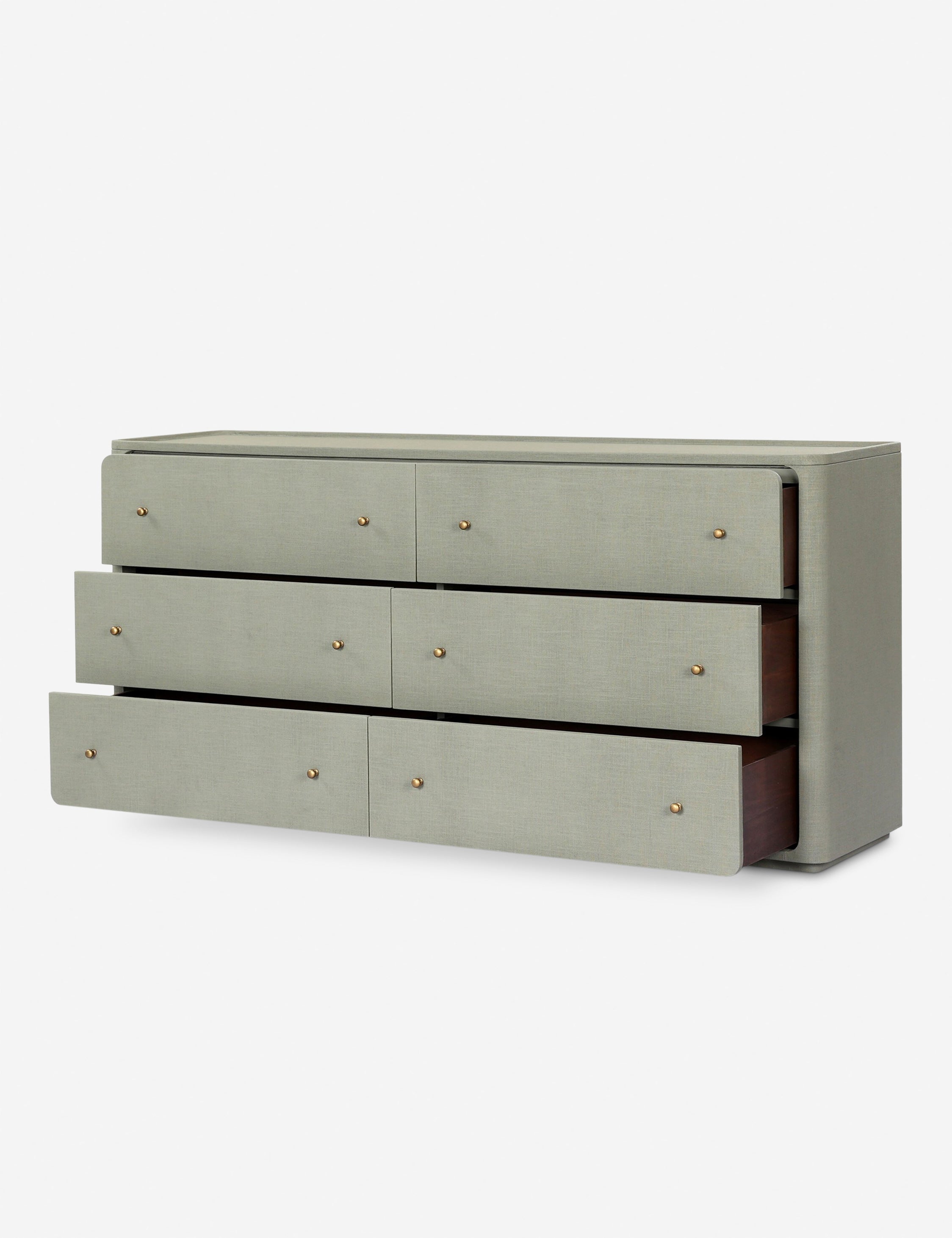 Dresser - apporte son savoir-faire exceptionnel à une collection intemporelle ancrée dans