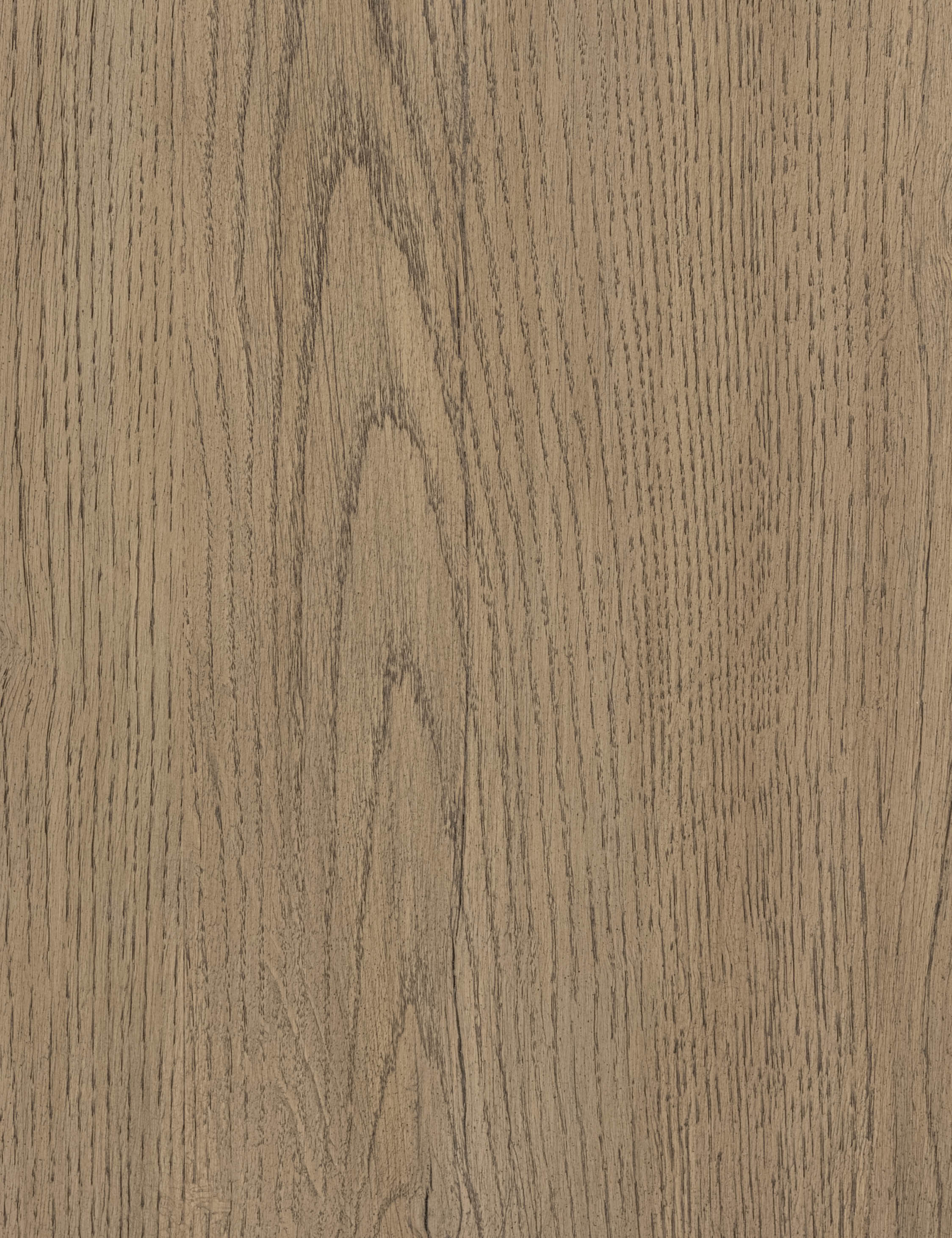 Commode - Les détails verticaux en forme de cannelures apportent profondeur et texture à la commode