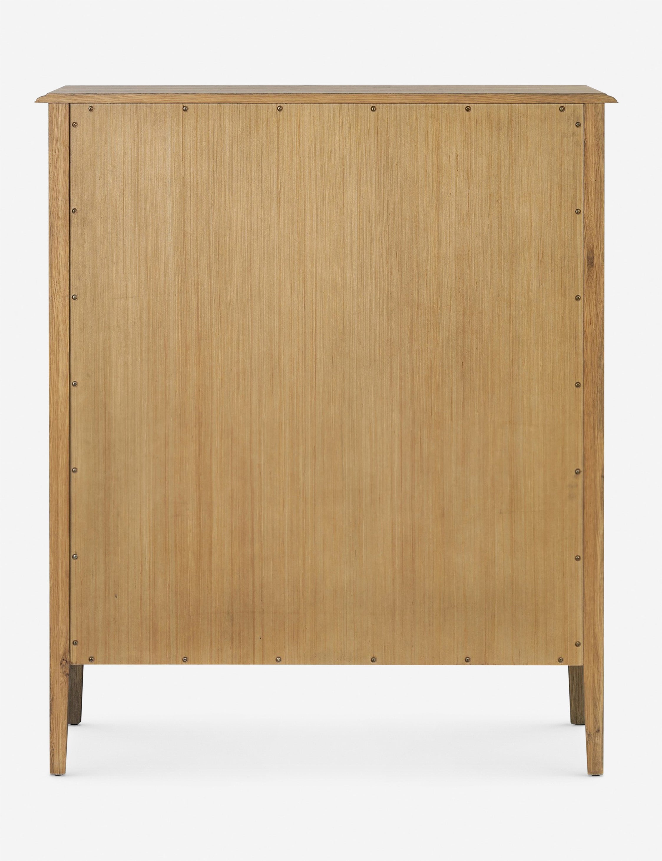 Commode haute - Le chêne massif et les lignes épurées et structurées confèrent une sophistication discrète à cette commode