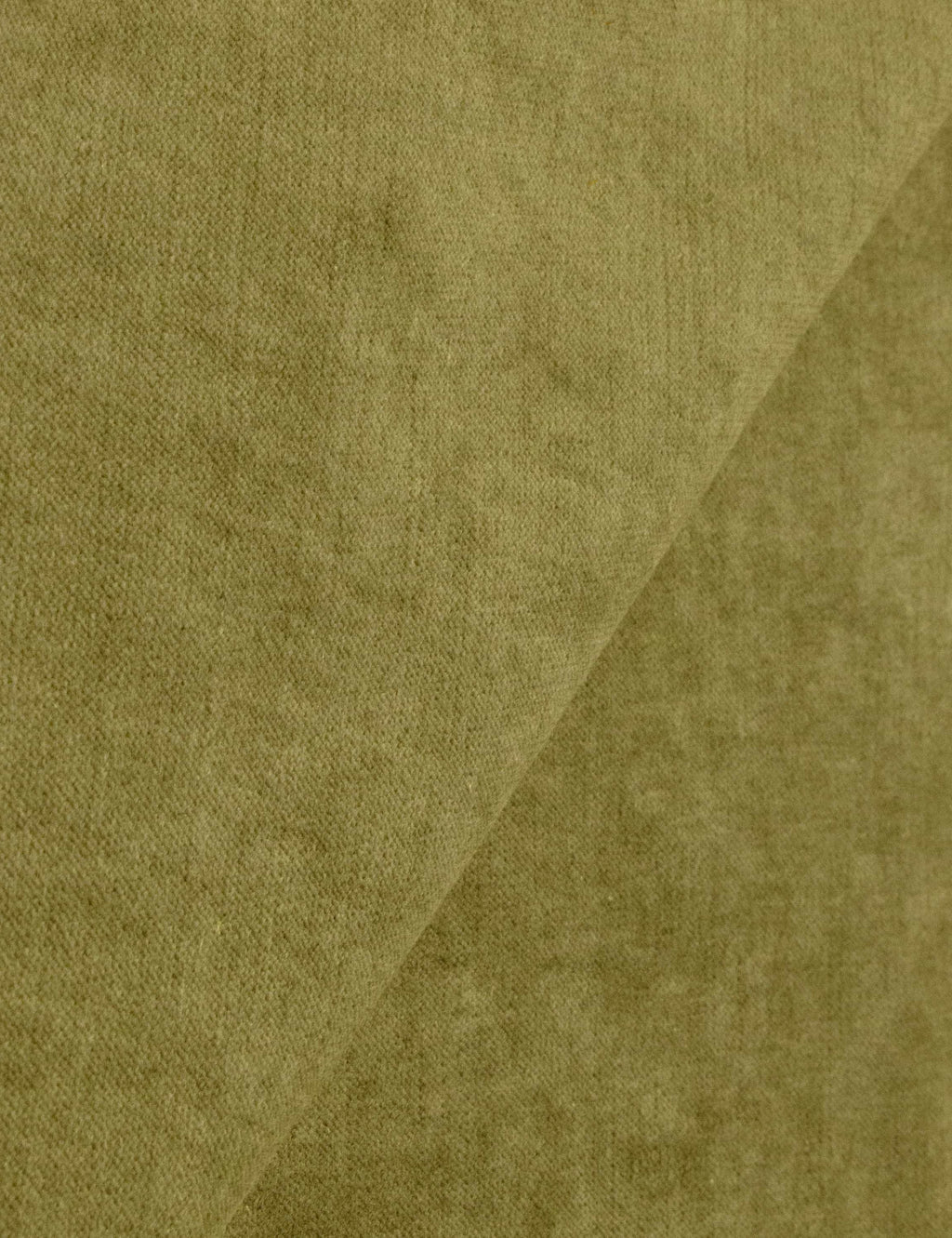 Lit plateforme avec tête de lit prolongée - Notre lit crée un espace parfait pour le repos et la tranquillité