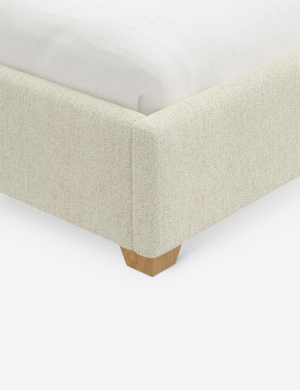 Lit plateforme avec tête de lit prolongée - Notre lit crée un espace parfait pour le repos et la tranquillité