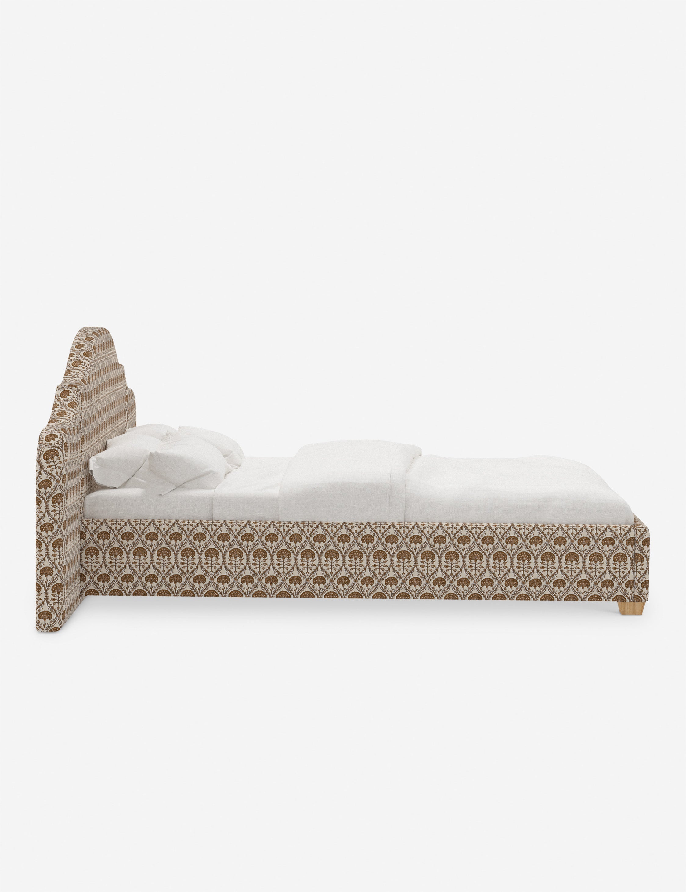 Lit plateforme avec tête de lit prolongée - Notre lit crée un espace parfait pour le repos et la tranquillité