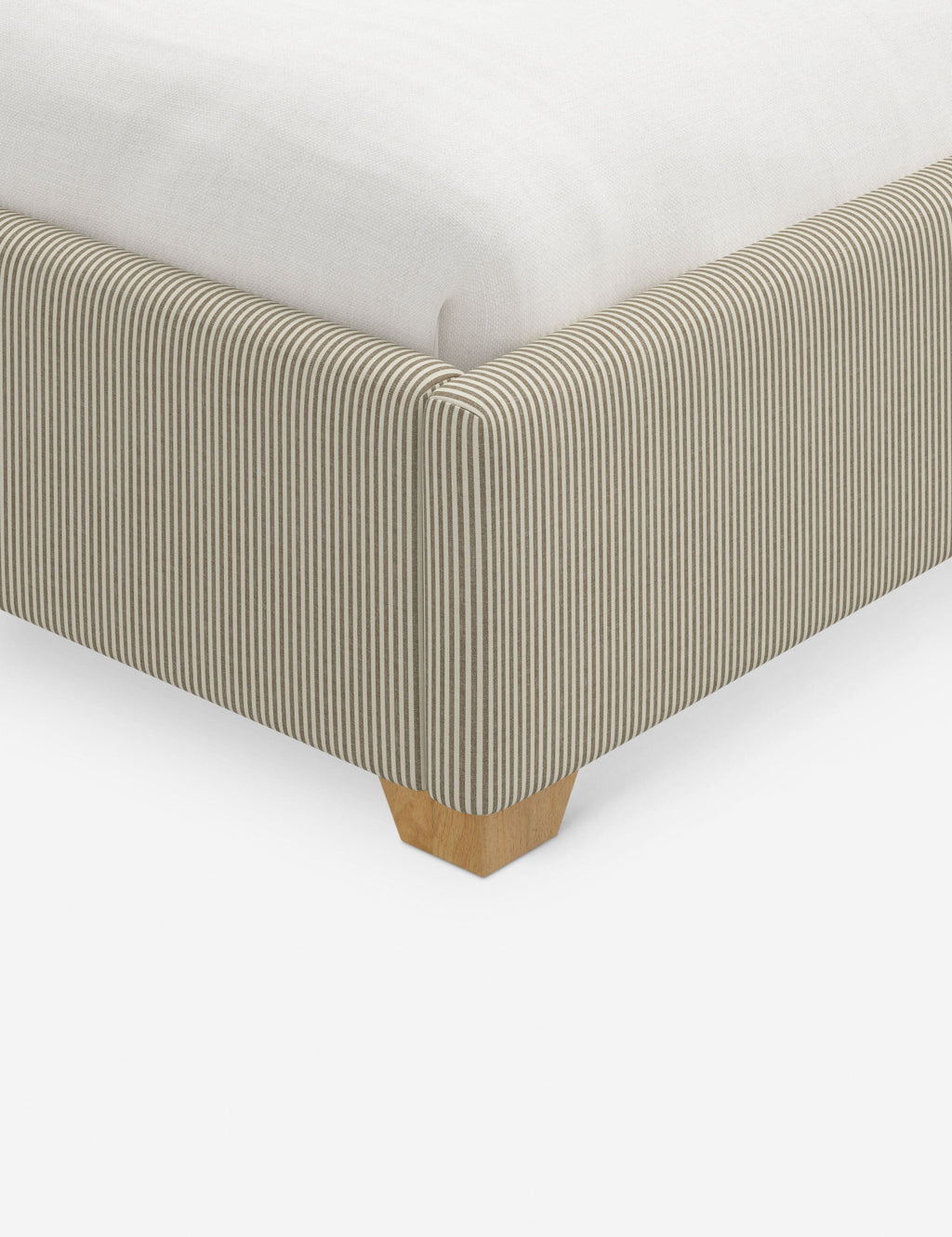 Lit plateforme avec tête de lit prolongée - Notre lit crée un espace parfait pour le repos et la tranquillité