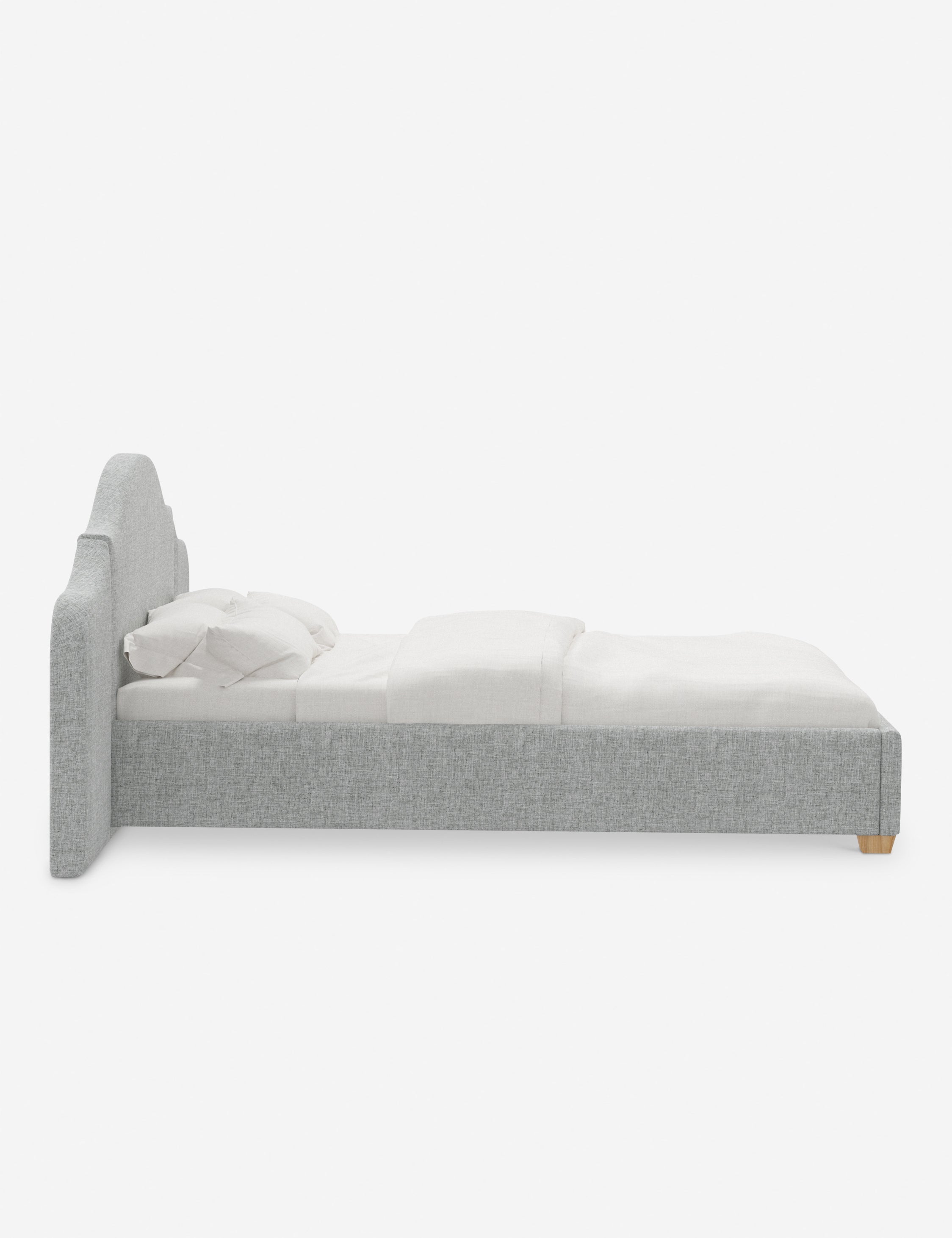 Lit plateforme avec tête de lit prolongée - Notre lit crée un espace parfait pour le repos et la tranquillité