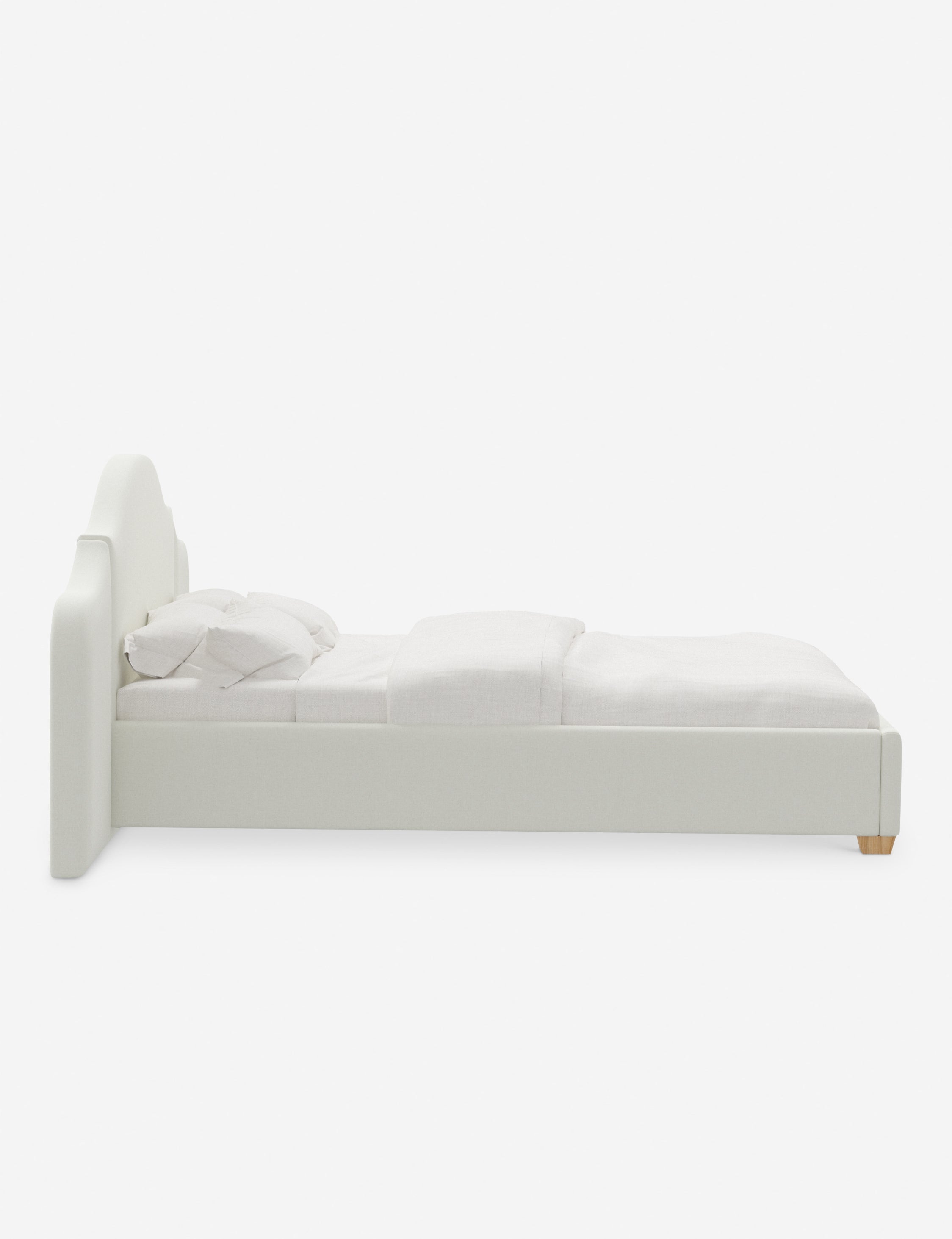 Lit plateforme avec tête de lit prolongée - Notre lit crée un espace parfait pour le repos et la tranquillité