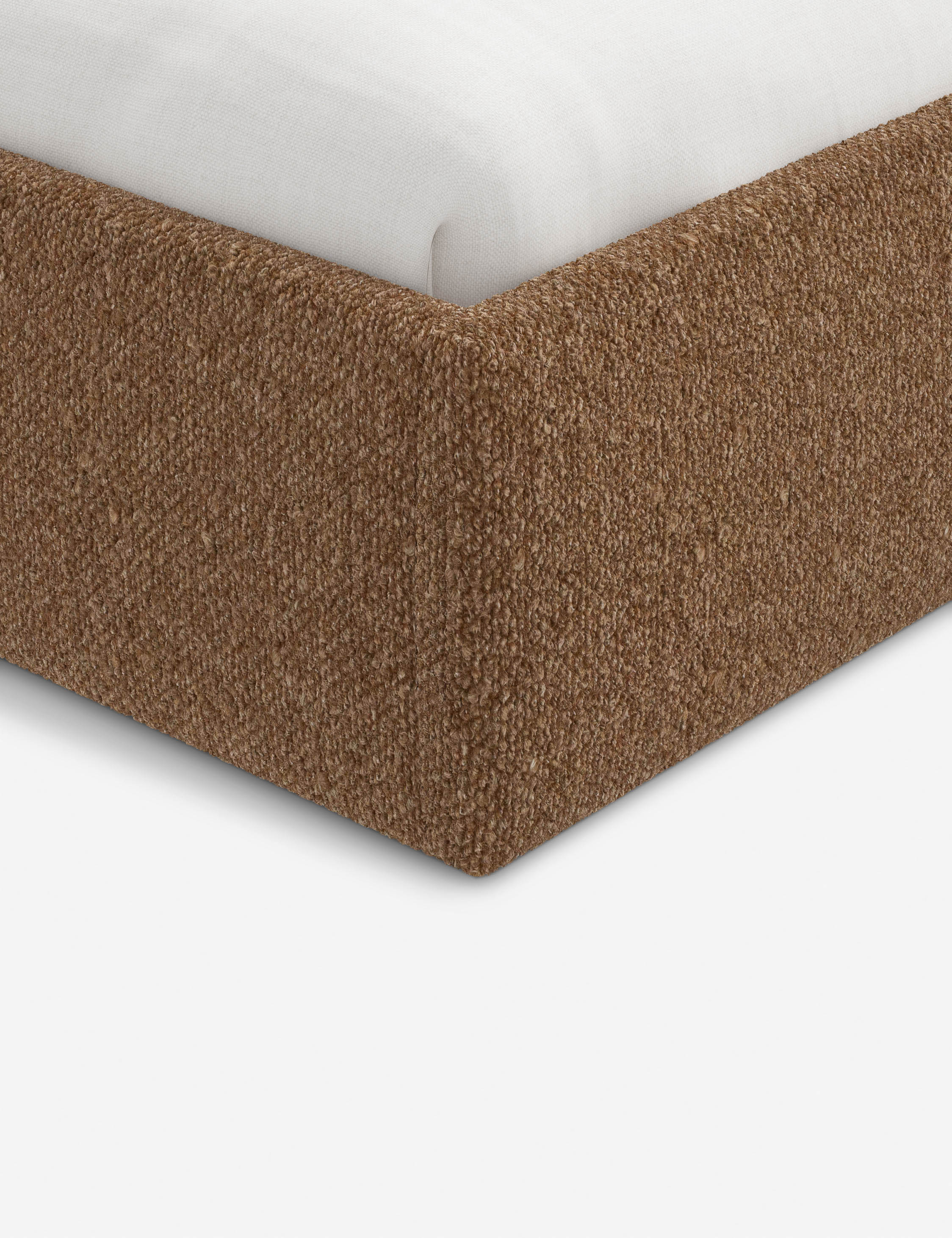 Lit Plateforme - Affirmez votre style dans votre chambre avec ce lit plateforme unique