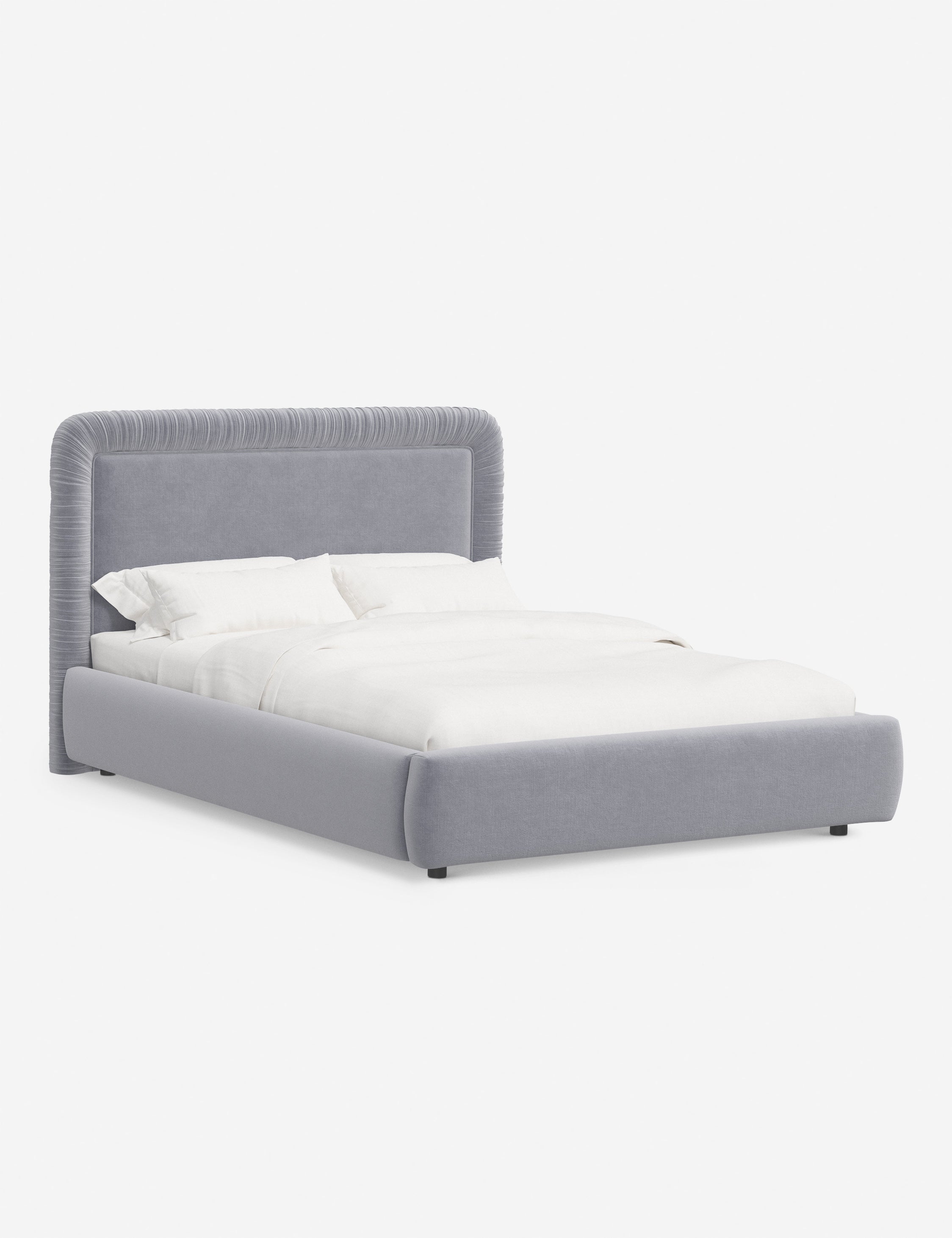 Lit plateforme – Des touches classiques rencontrent des lignes modernes dans le lit