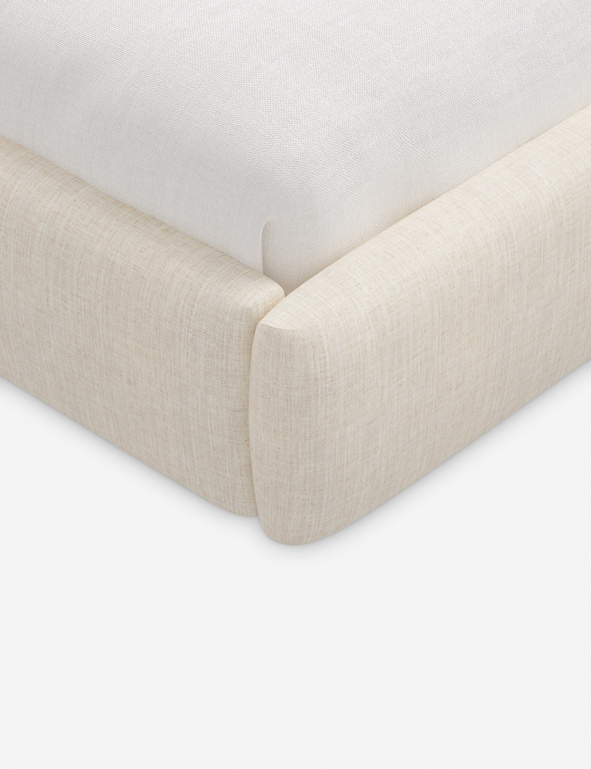 Lit plateforme haut - Un design épuré et une tête de lit arrondie confèrent une touche de douceur à ce cadre de lit tapissé