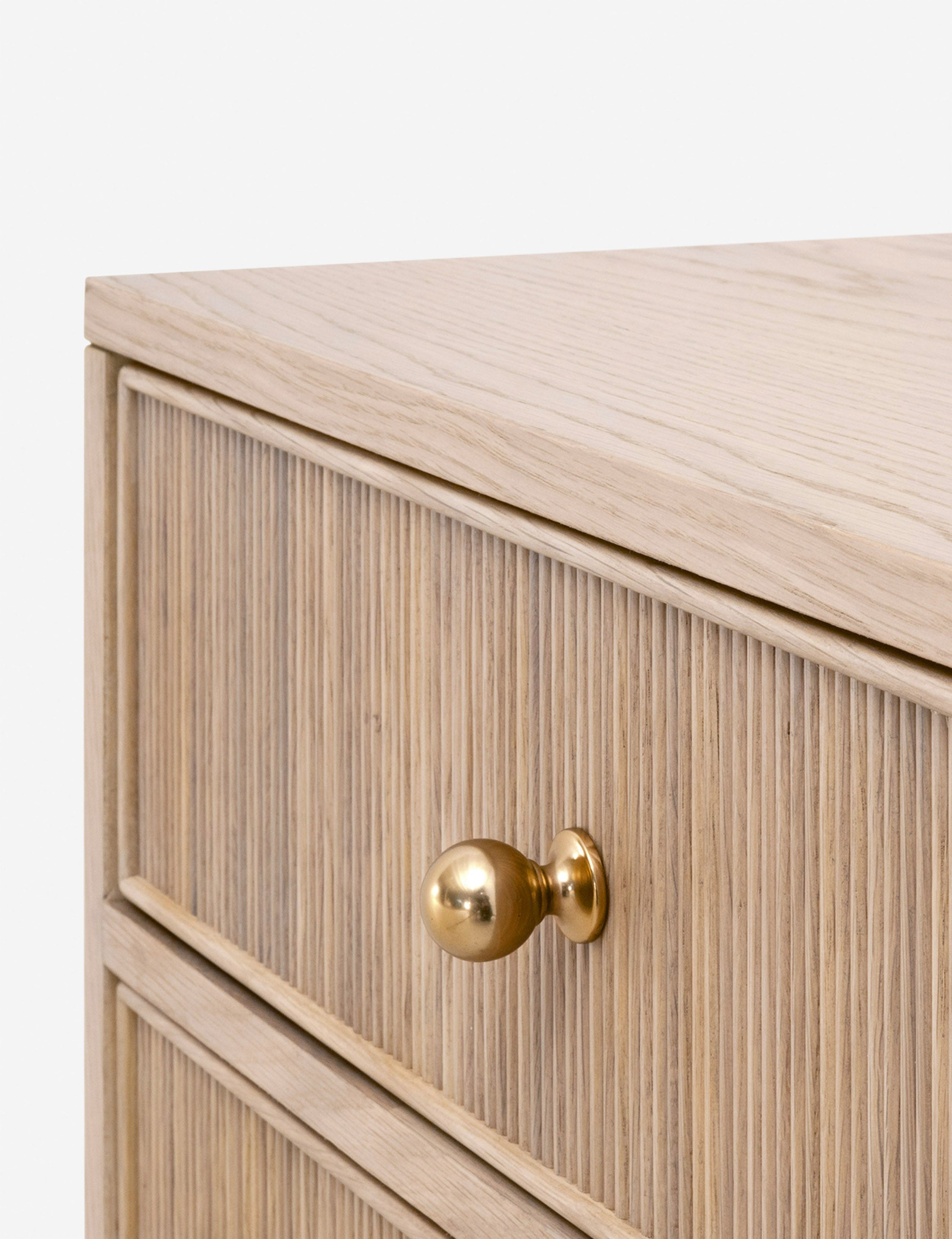 Table de chevet - Élégante à votre chevet