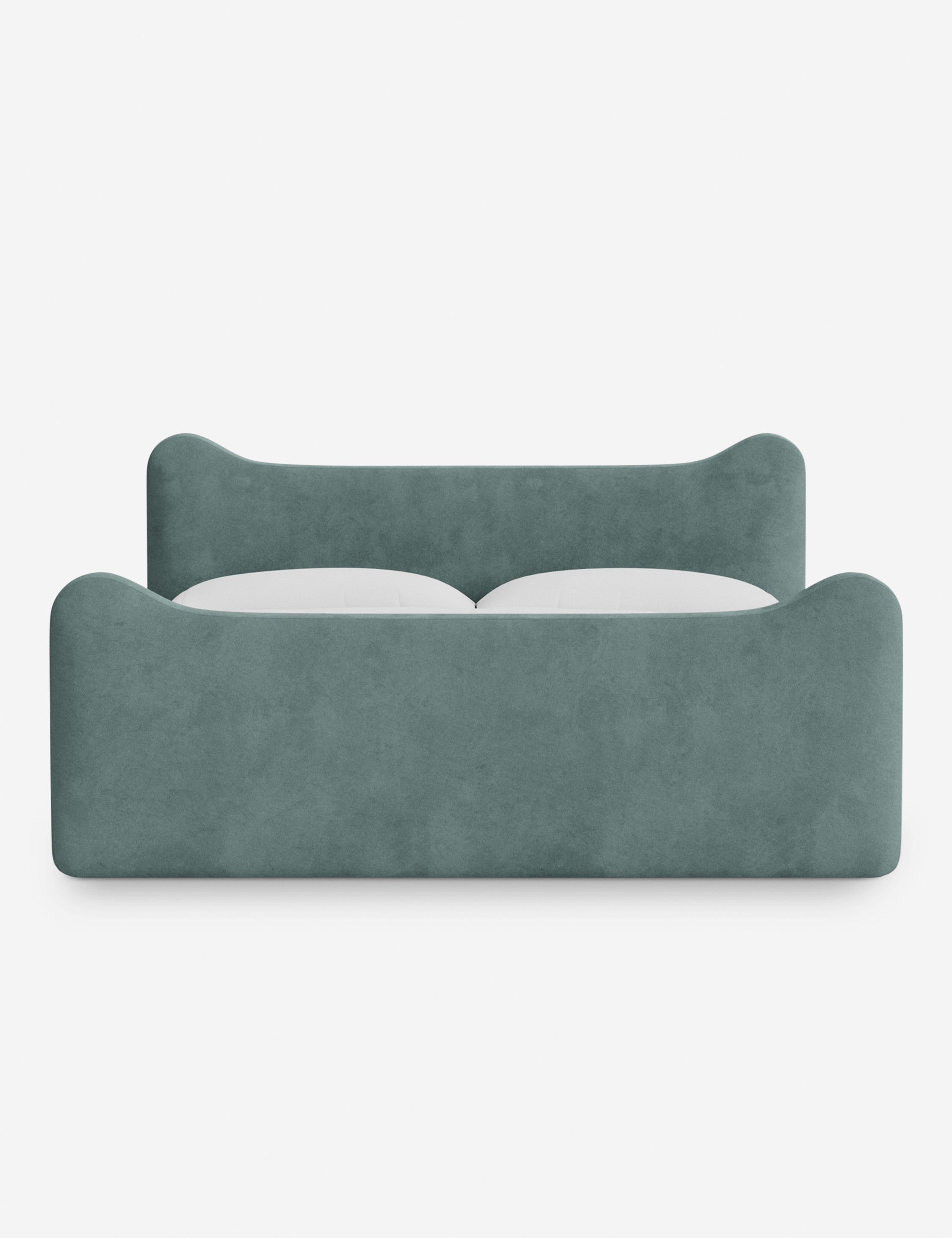 Lit plateforme - Dans le lit Briar, des lignes douces forment une silhouette raffinée à double couronne pour créer une profondeur sculpturale avec une touche de fantaisie