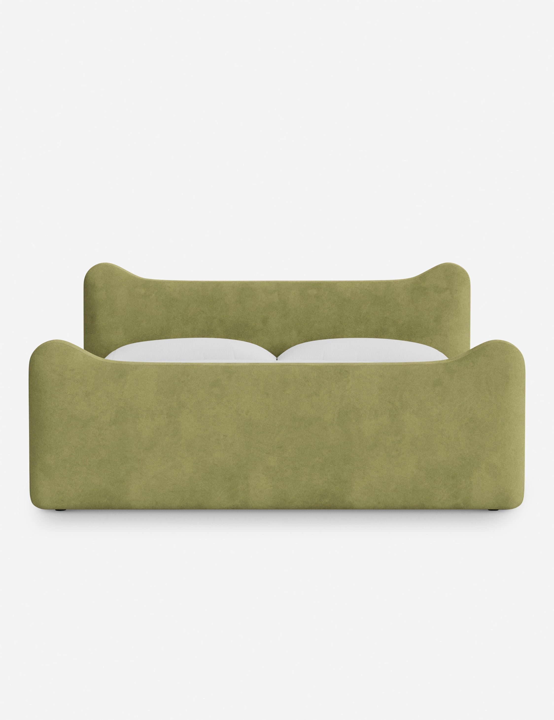 Lit plateforme - Dans le lit Briar, des lignes douces forment une silhouette raffinée à double couronne pour créer une profondeur sculpturale avec une touche de fantaisie