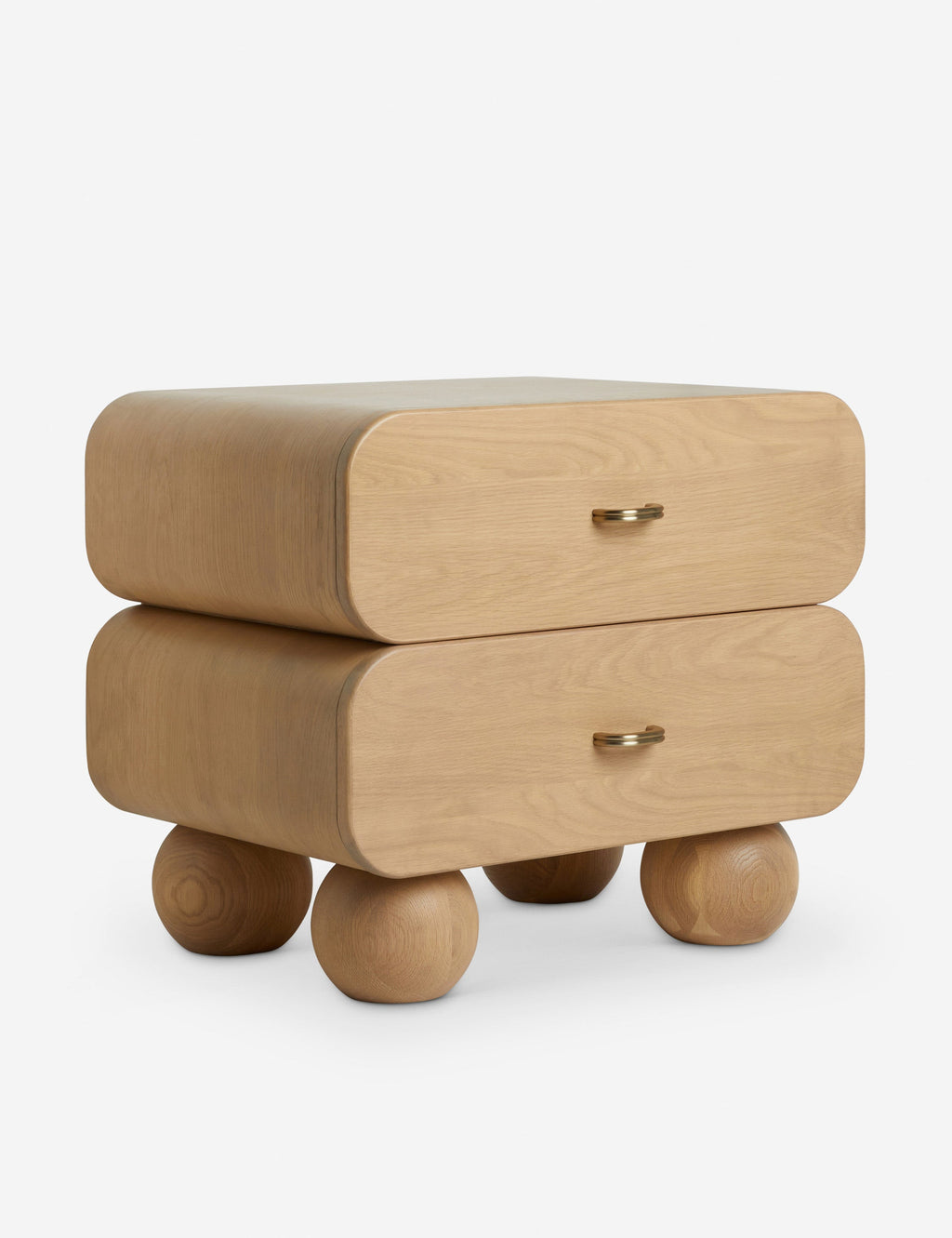 Table de chevet - Une géométrie douce définit notre table de chevet Barberi, apportant une chaleur sculpturale à la chambre à coucher