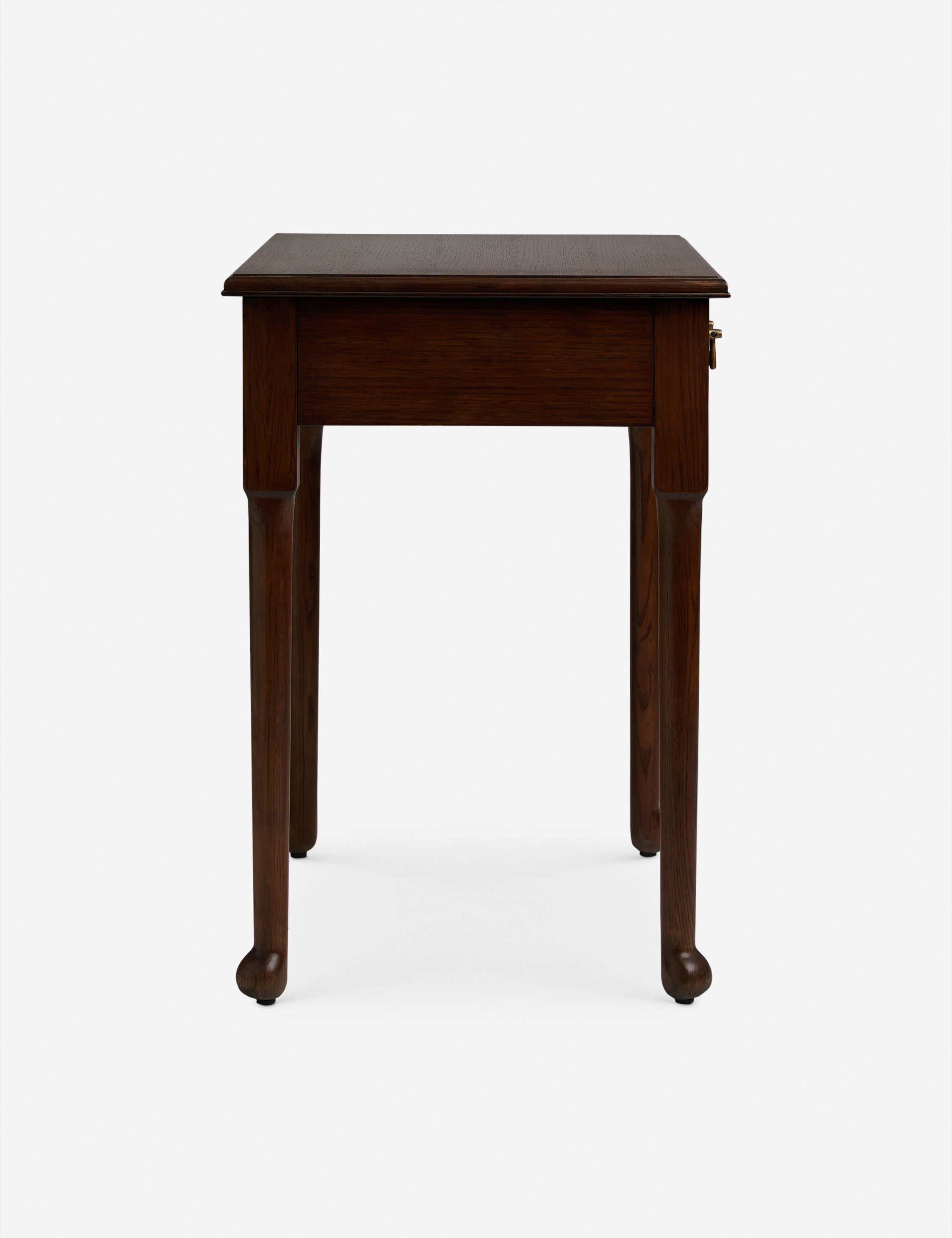 Table de chevet - insuffle à cette collection exclusive toute la chaleur, les motifs et les détails nostalgiques qui la définissent