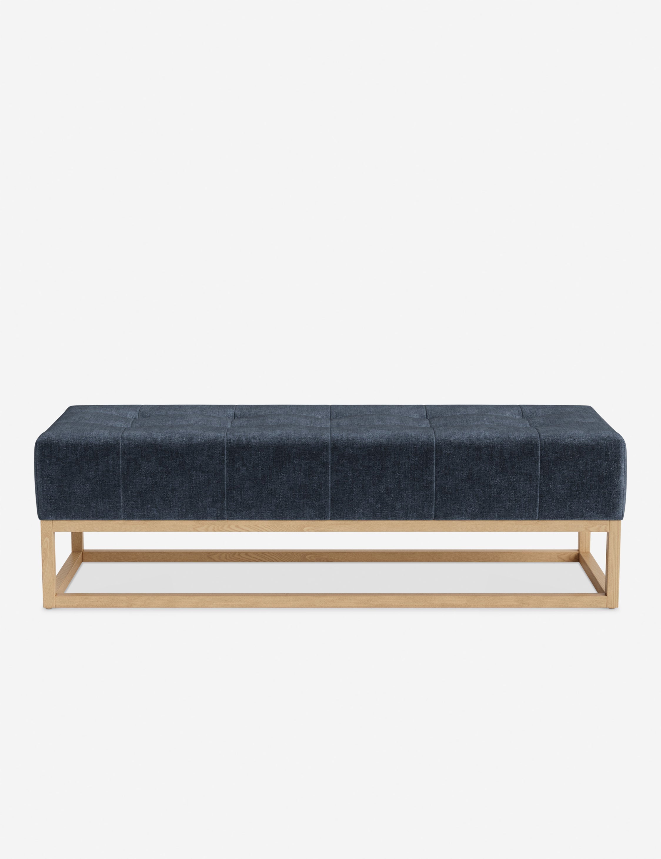 Banc - Alliant des éléments sur mesure à un confort transitoire, ce banc capitonné de la collection pour Lulu and Georgia est le