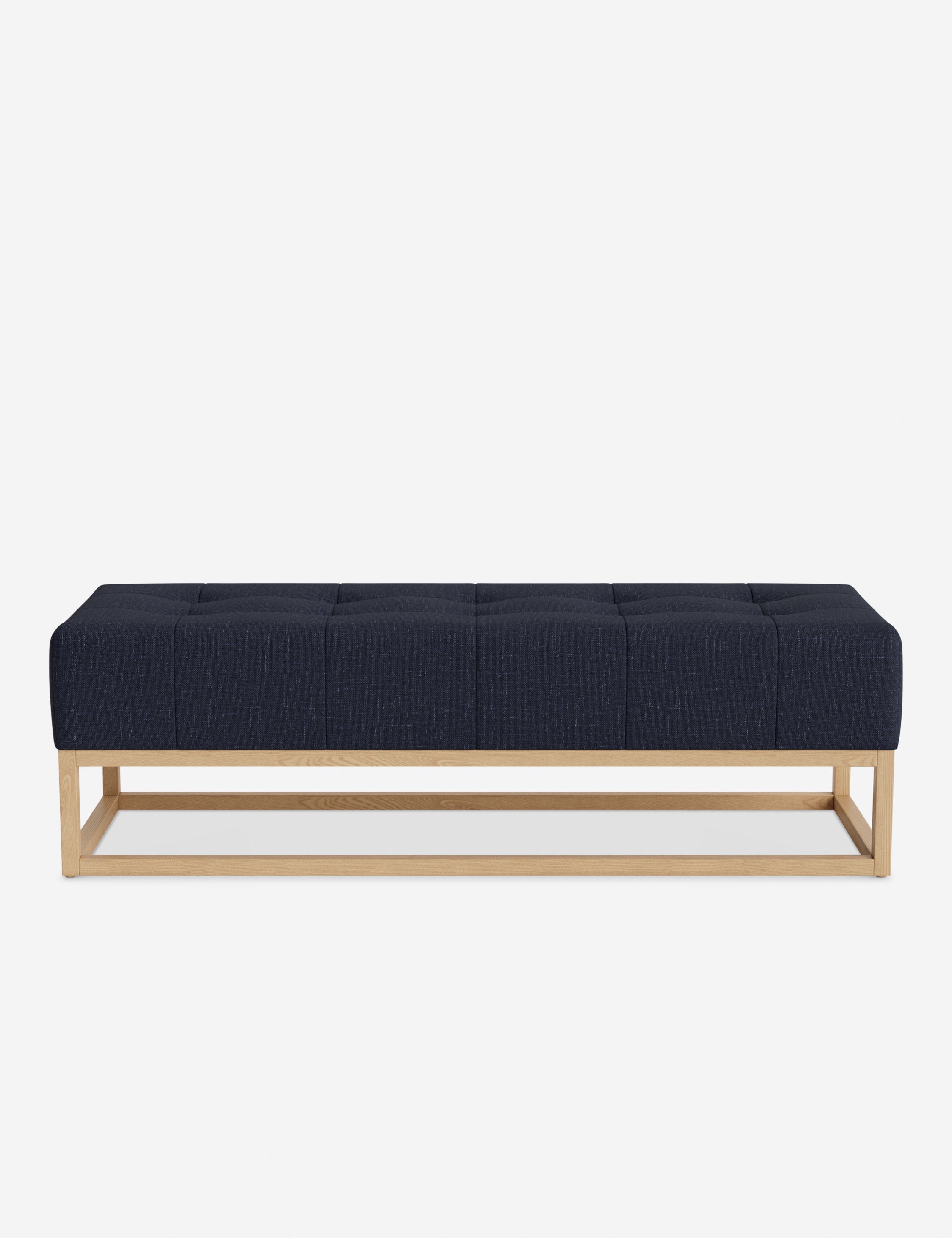 Banc - Alliant des éléments sur mesure à un confort transitoire, ce banc capitonné de la collection pour Lulu and Georgia est le