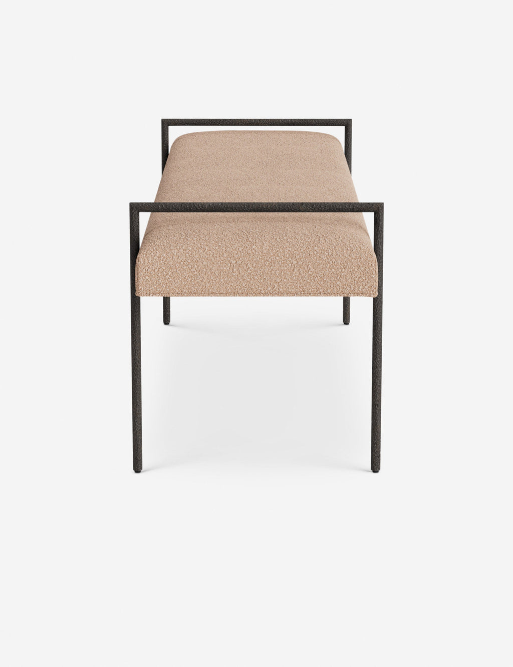 Banc - Une assise fine rembourrée repose sur un cadre métallique épuré, conférant à ce banc un profil net et architectural