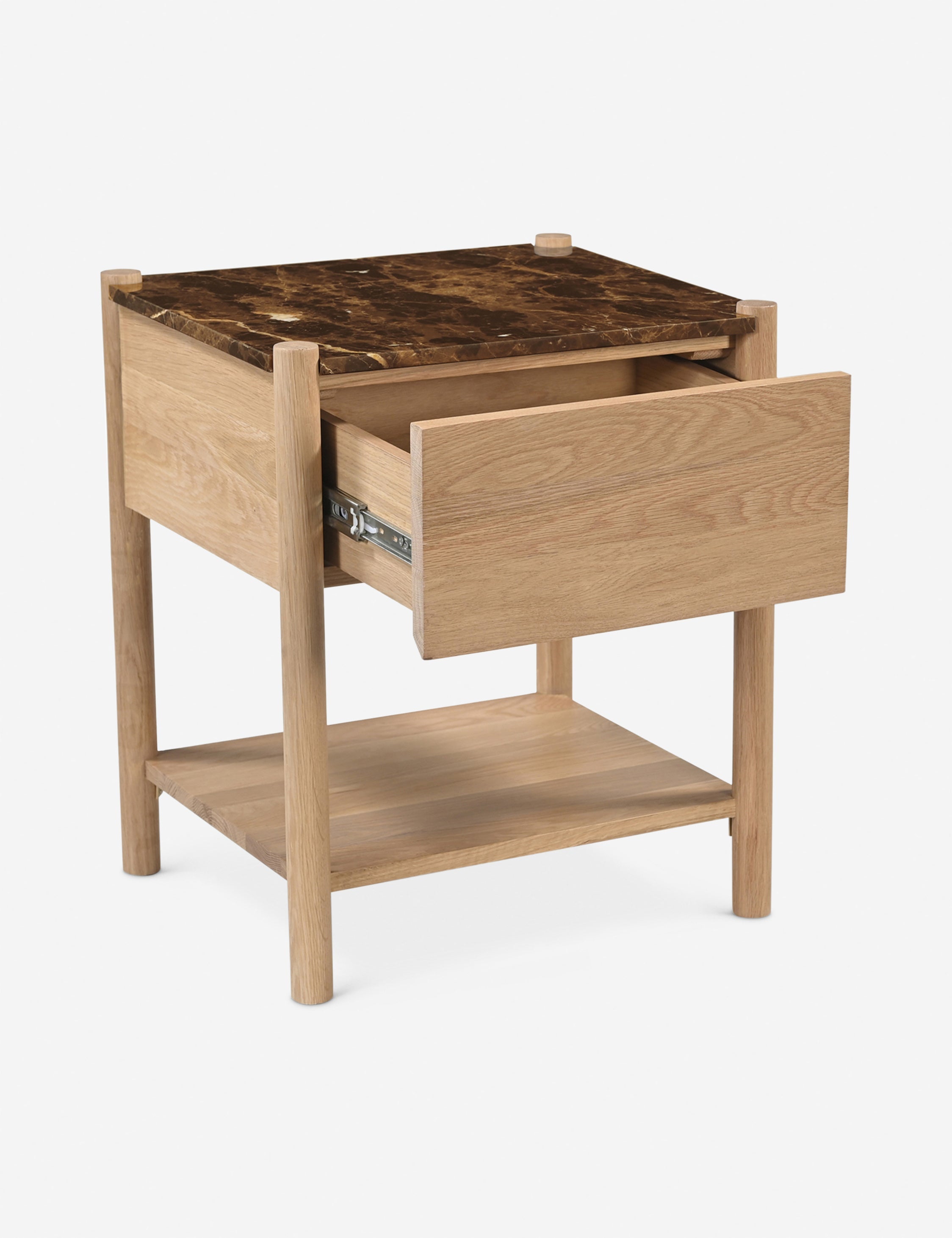 Table de chevet - La table de chevet Barbeau offre une silhouette épurée dans un mélange de matériaux luxueux.