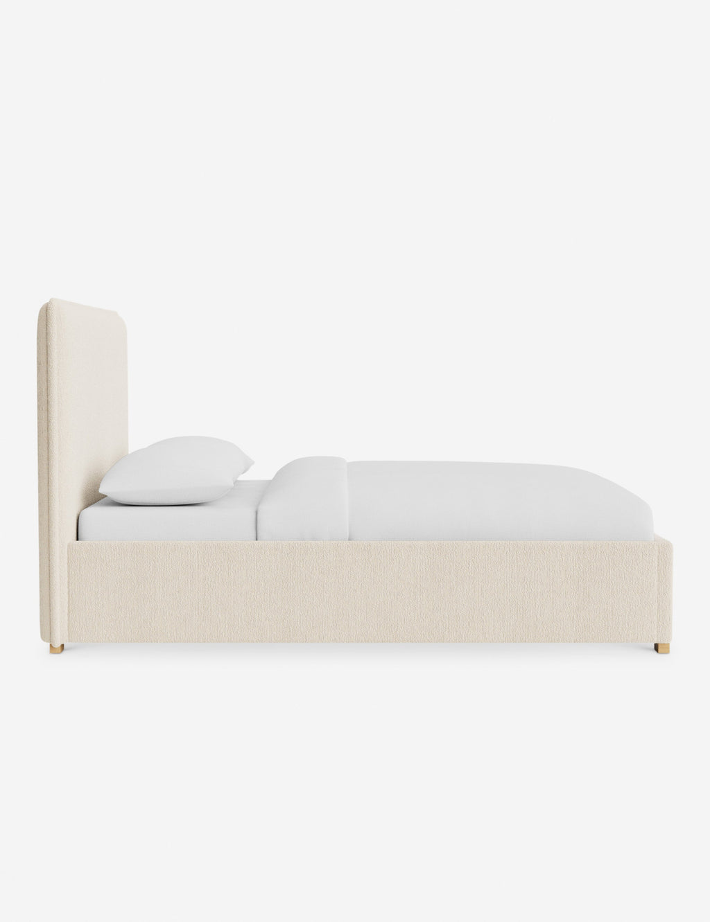 Lit - Le lit allie des lignes douces à une simplicité épurée pour un style à la fois équilibré et raffiné.
