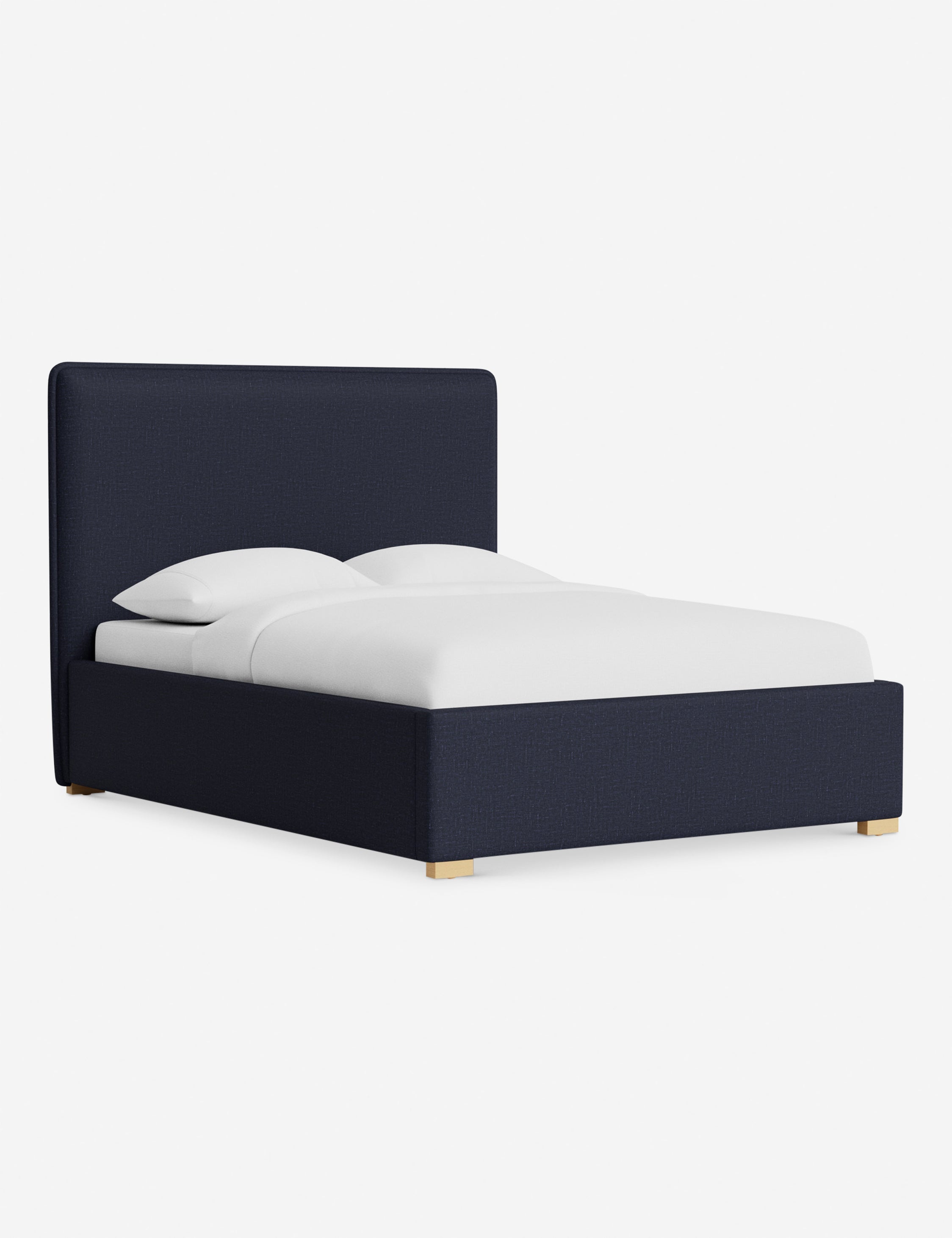 Lit - Le lit allie des lignes douces à une simplicité épurée pour un style à la fois équilibré et raffiné.