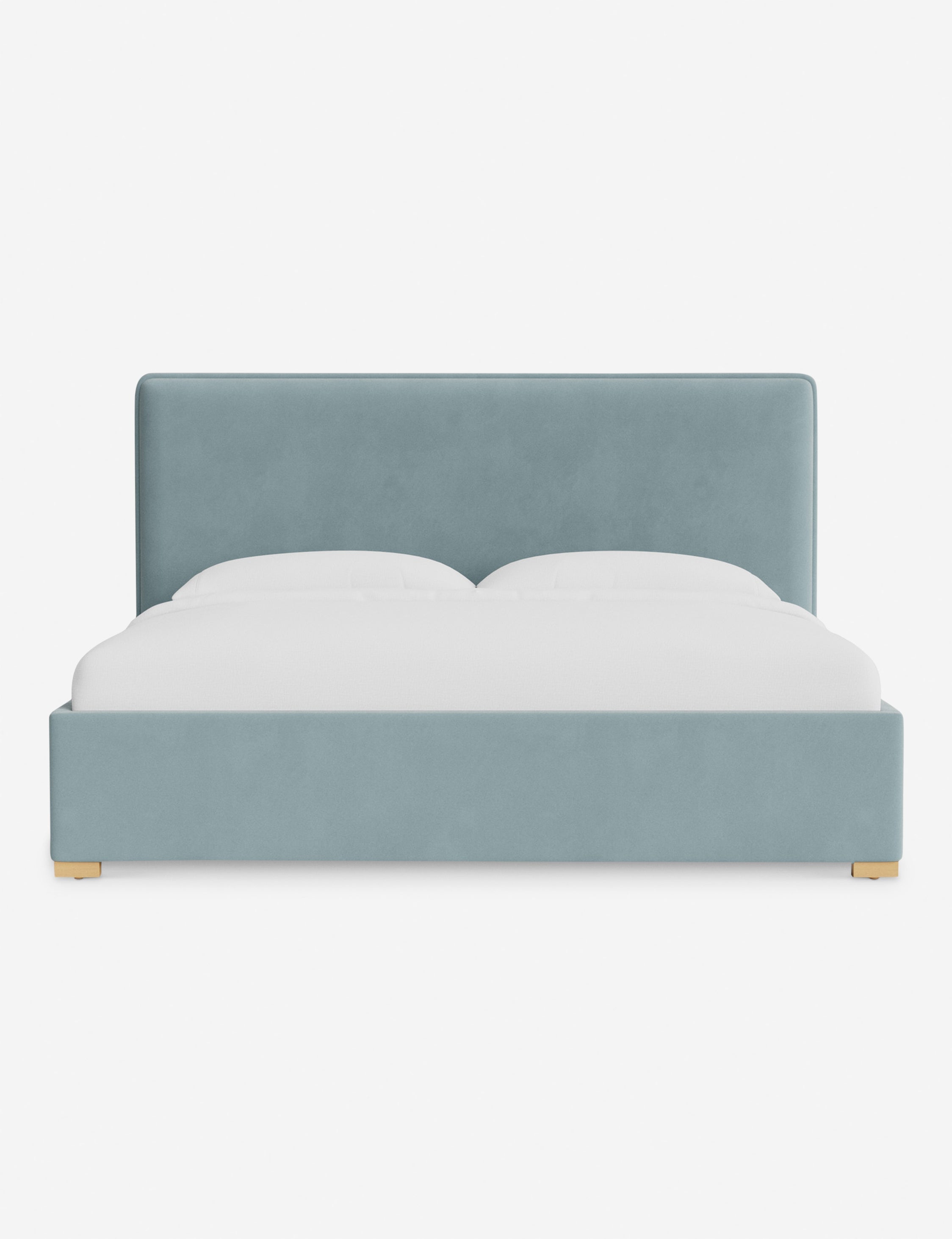 Lit - Le lit allie des lignes douces à une simplicité épurée pour un style à la fois équilibré et raffiné.