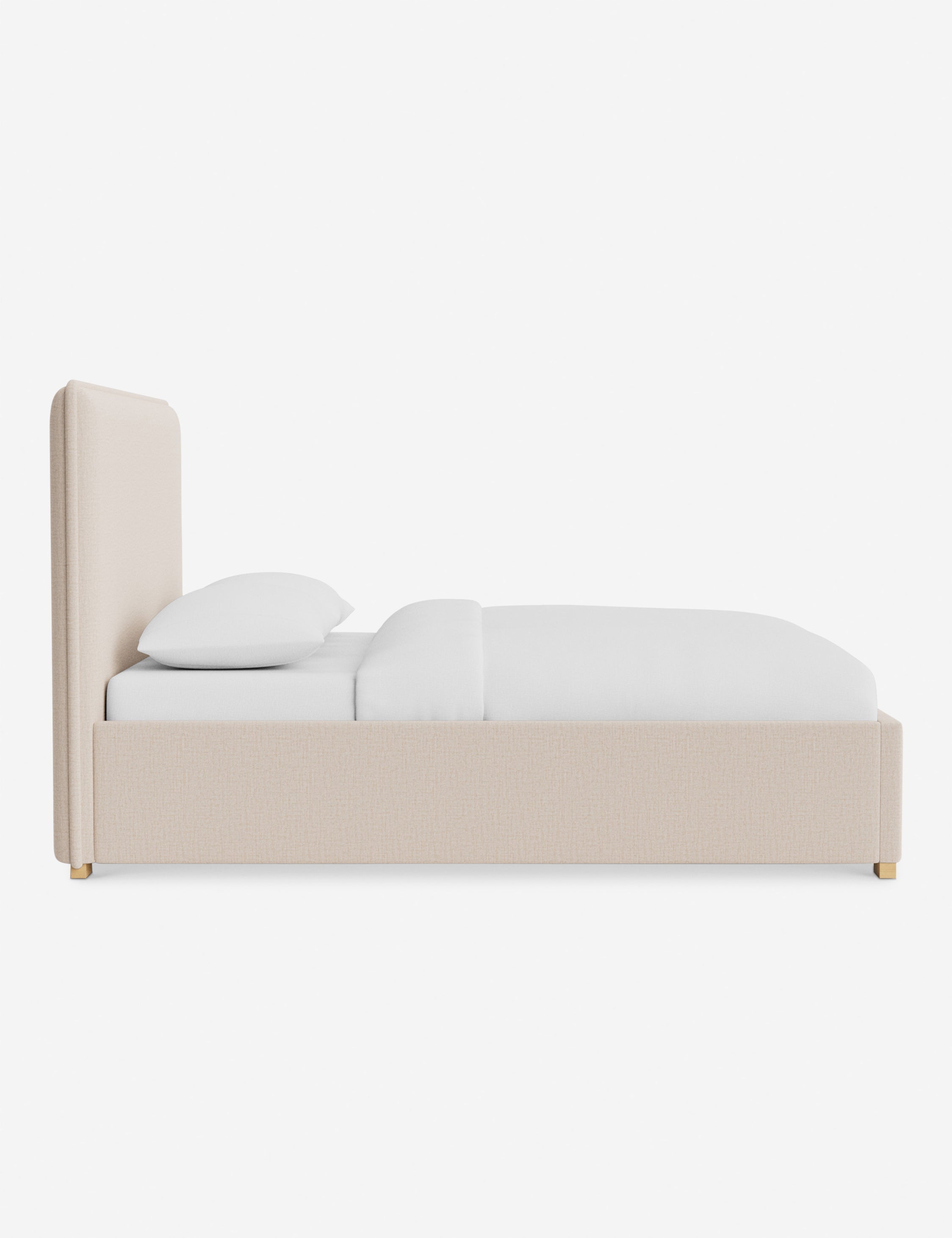 Lit - Le lit allie des lignes douces à une simplicité épurée pour un style à la fois équilibré et raffiné.